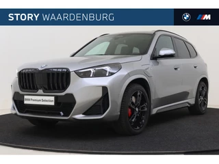 BMW X1 xDrive25e High Executive M Sport Automaat / Panoramadak / Trekhaak / M Adaptief onderstel / Sportstoelen / Stoelverwarming / Adaptieve LED / Parking Assistant Plus / Head-Up