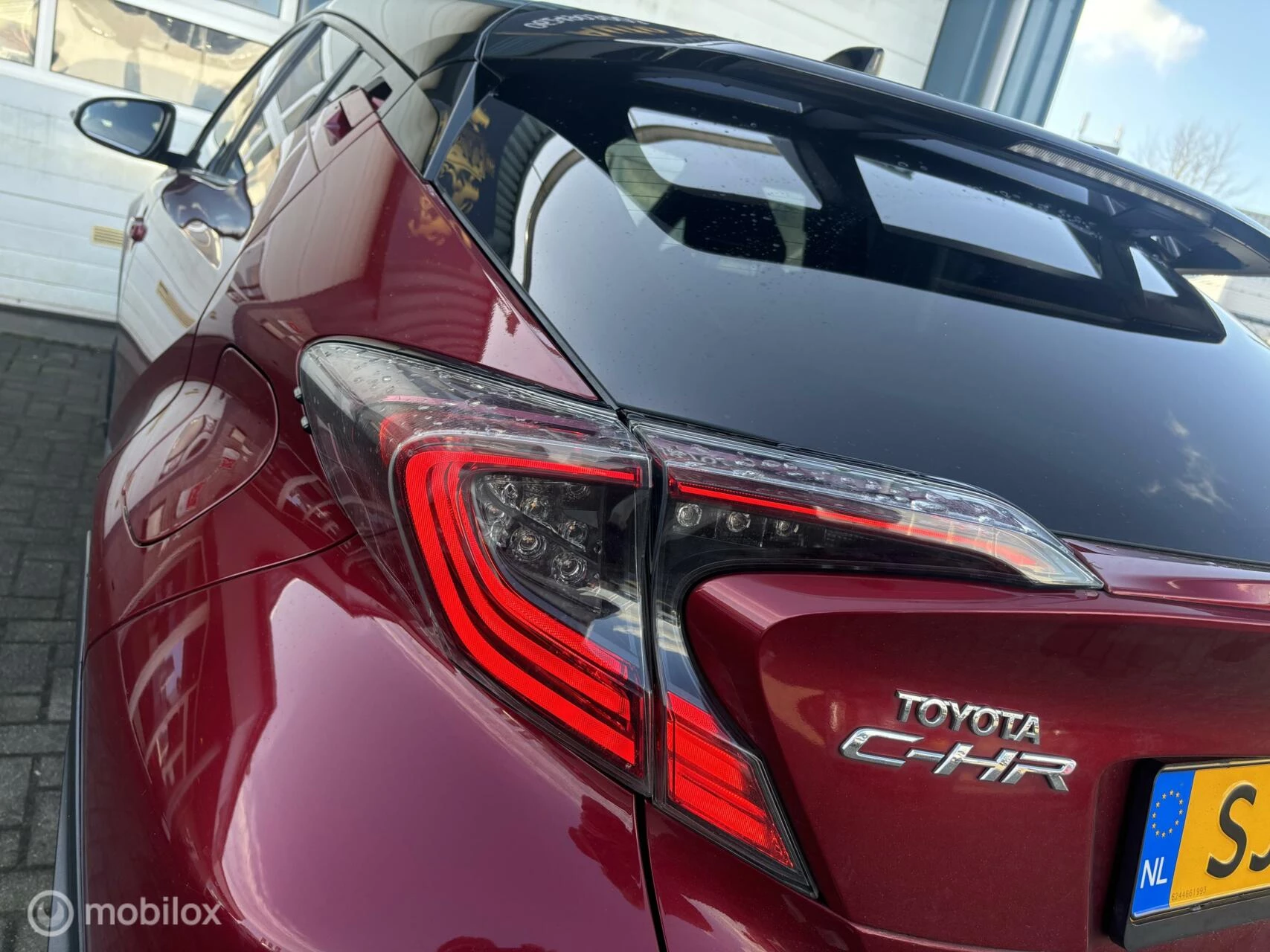 Hoofdafbeelding Toyota C-HR