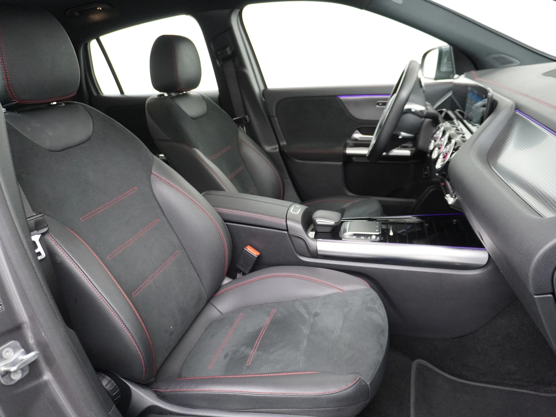 Hoofdafbeelding Mercedes-Benz EQA
