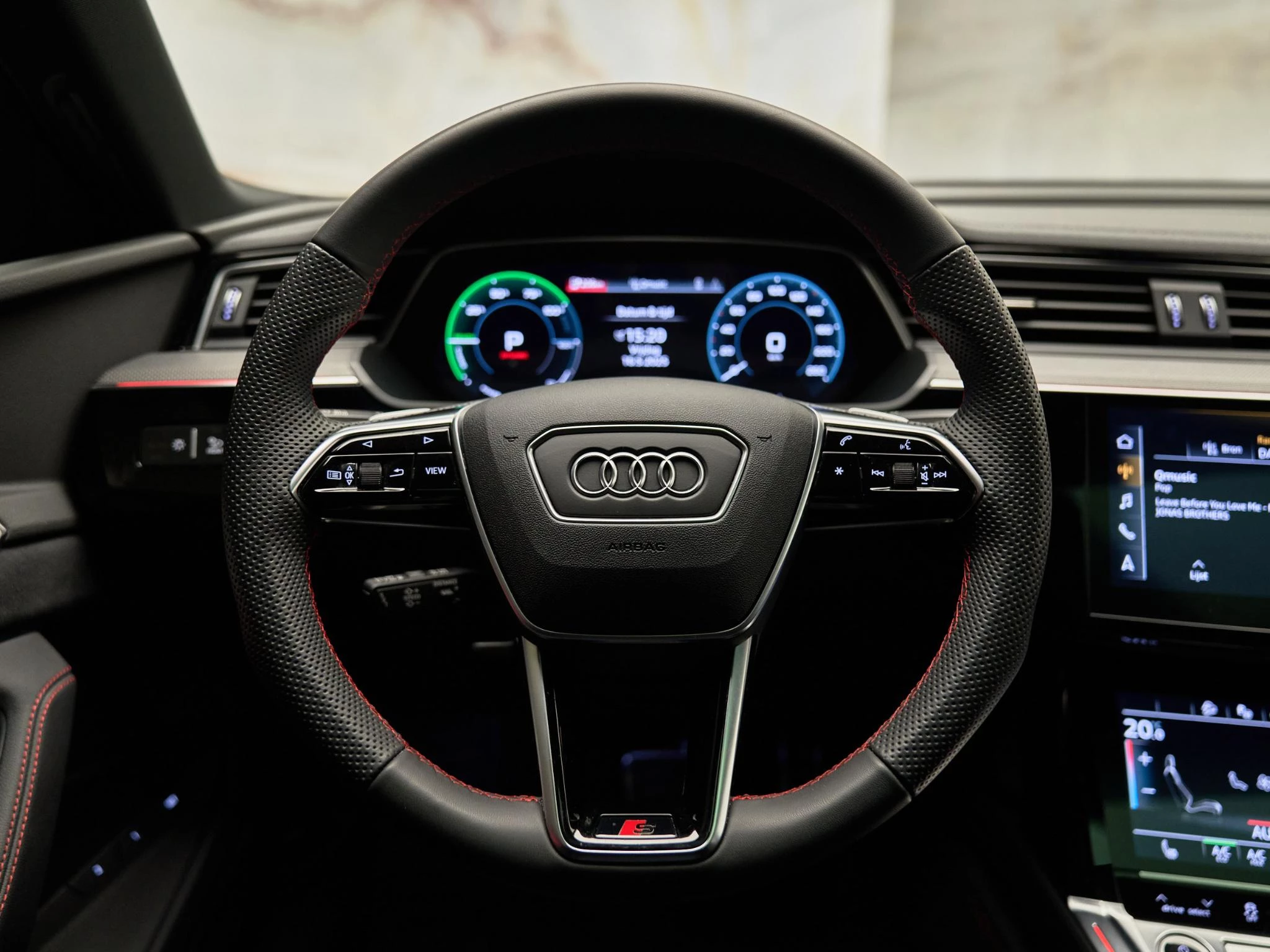 Hoofdafbeelding Audi Q8 Sportback e-tron