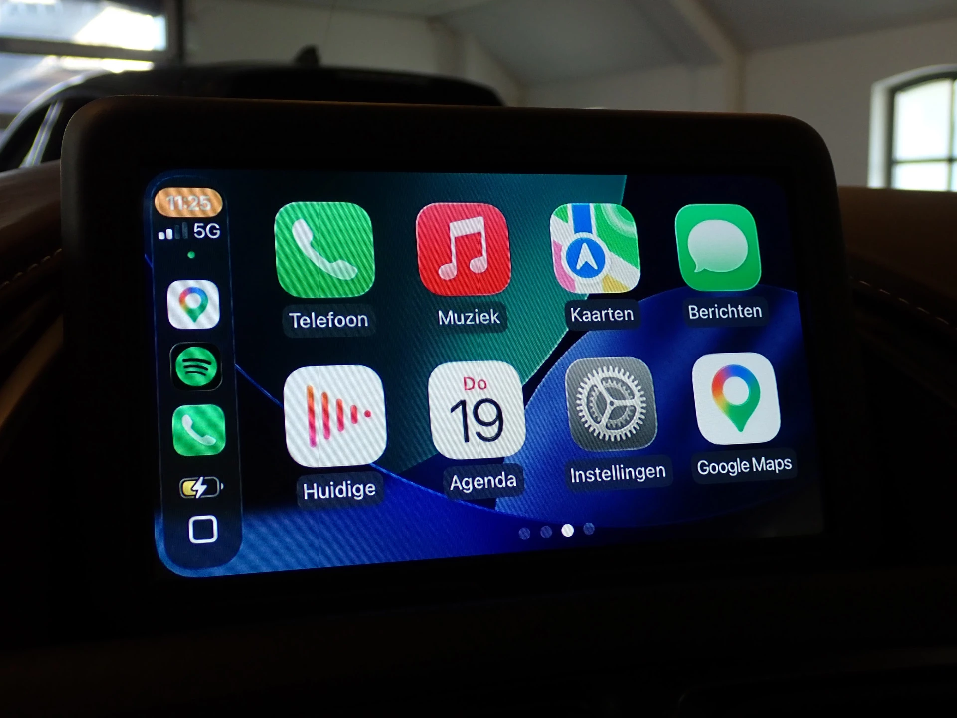 Hoofdafbeelding Aston Martin DB11