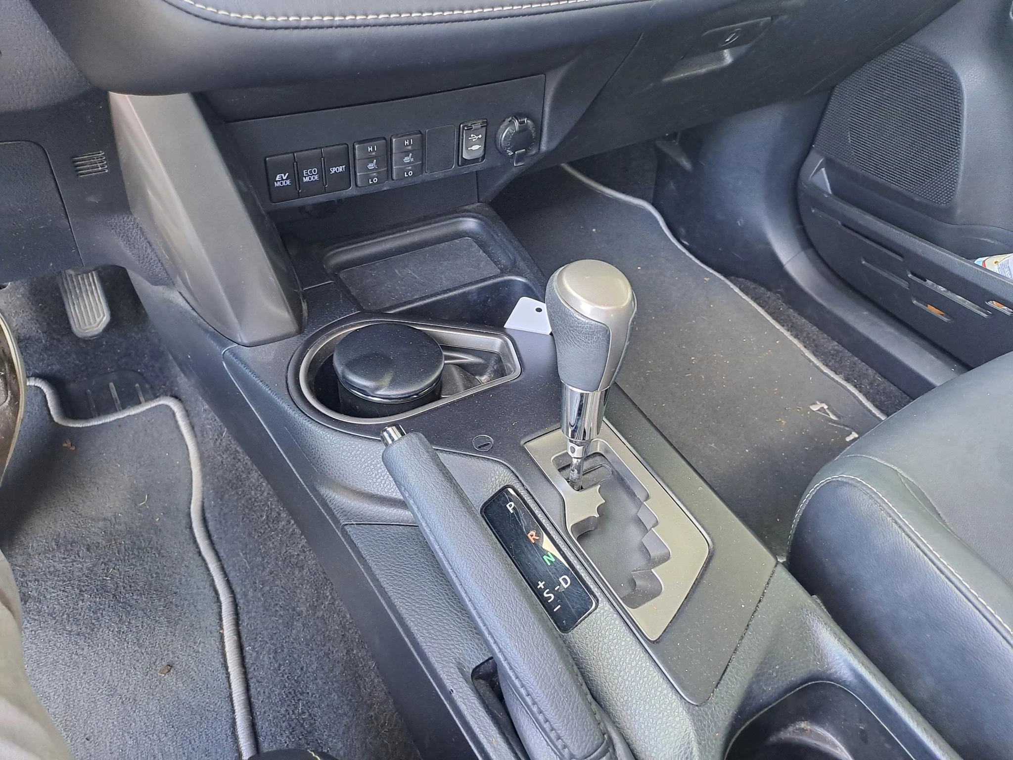 Hoofdafbeelding Toyota RAV4