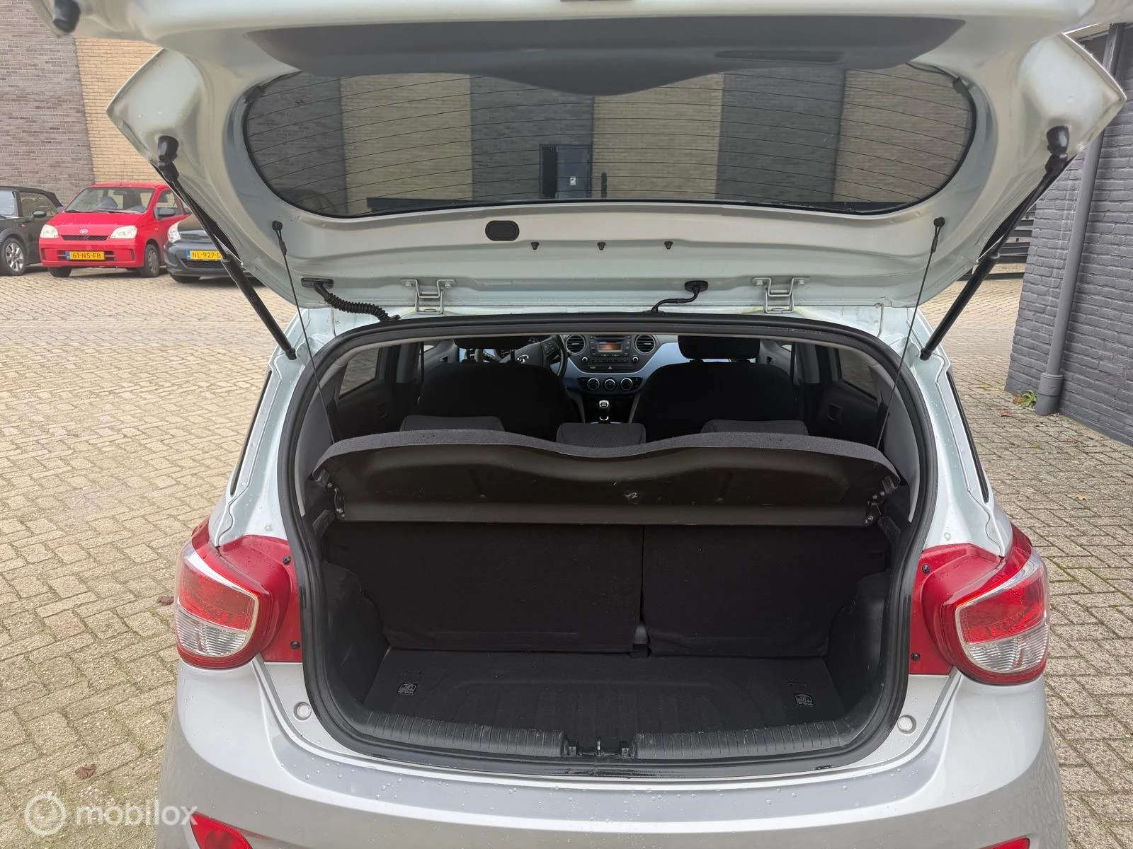 Hoofdafbeelding Hyundai i10