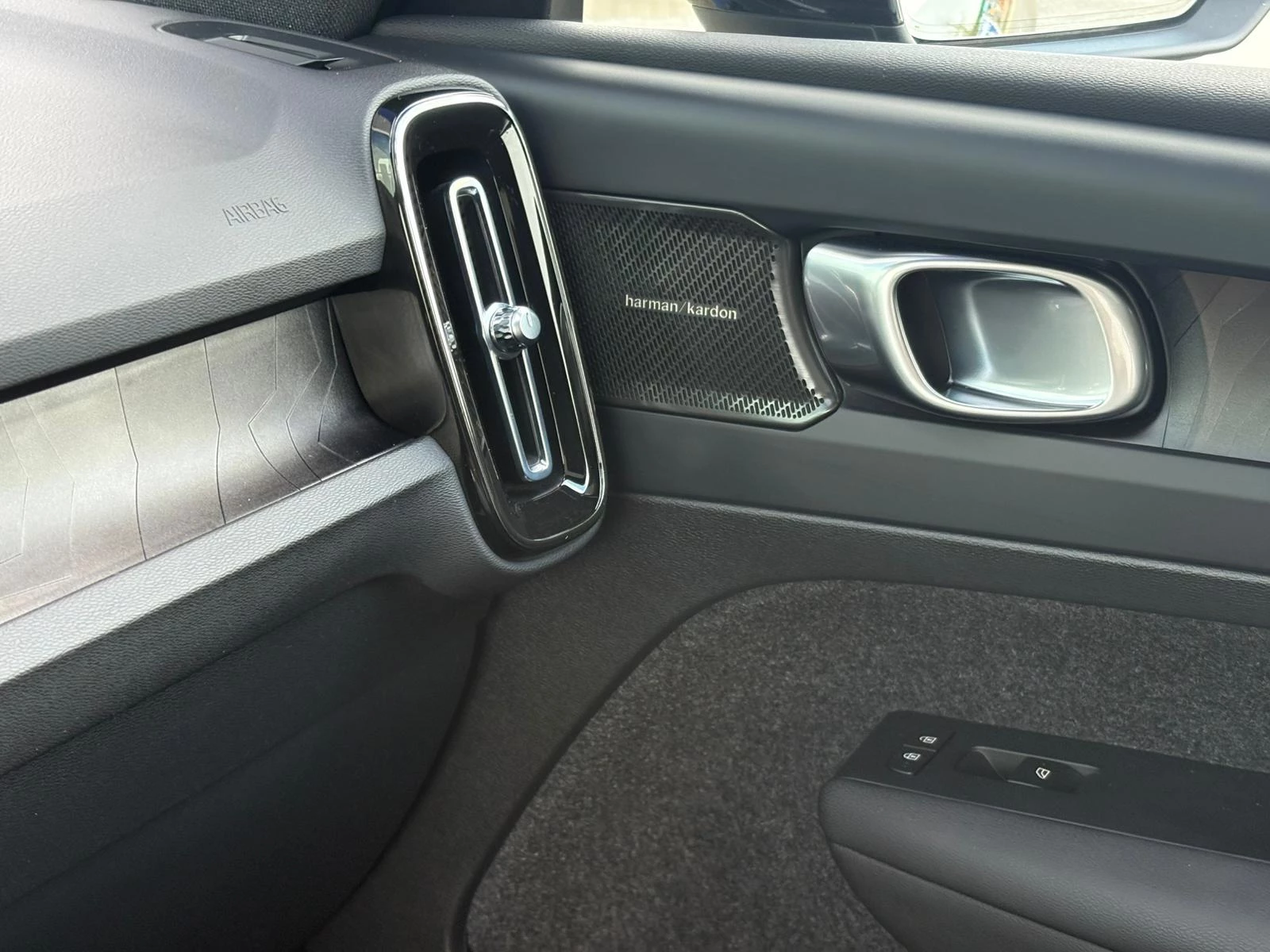 Hoofdafbeelding Volvo C40