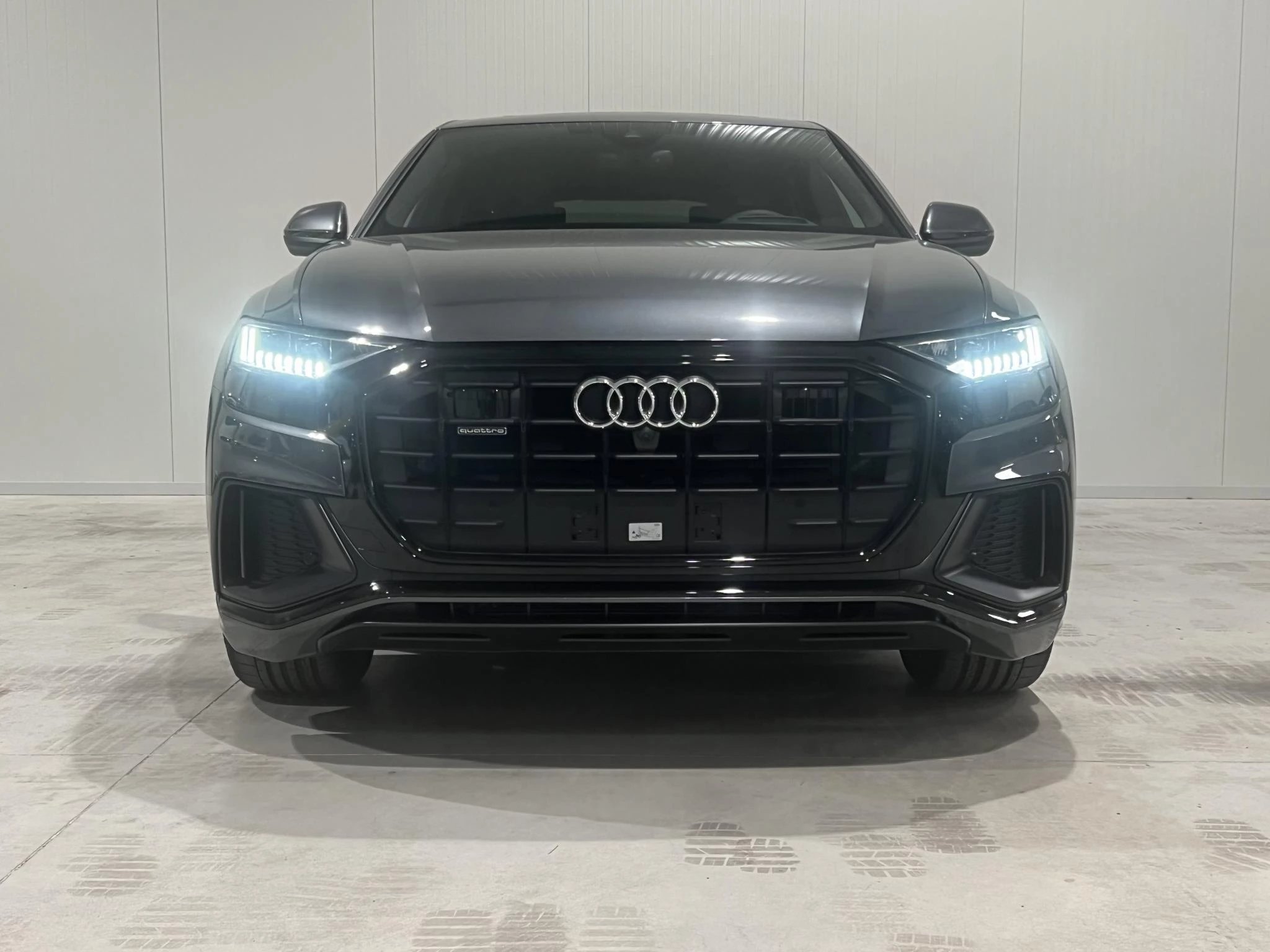 Hoofdafbeelding Audi Q8