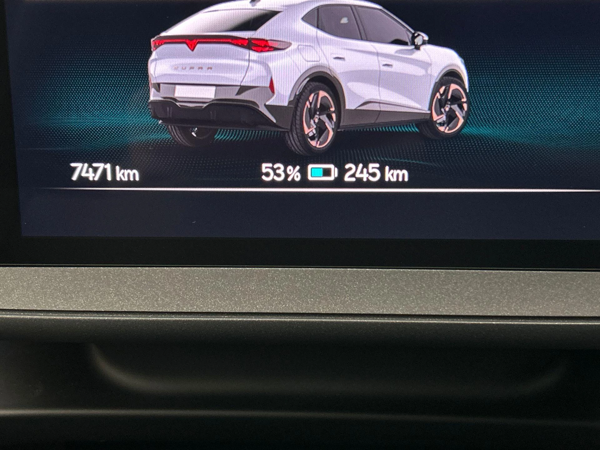 Hoofdafbeelding CUPRA Tavascan