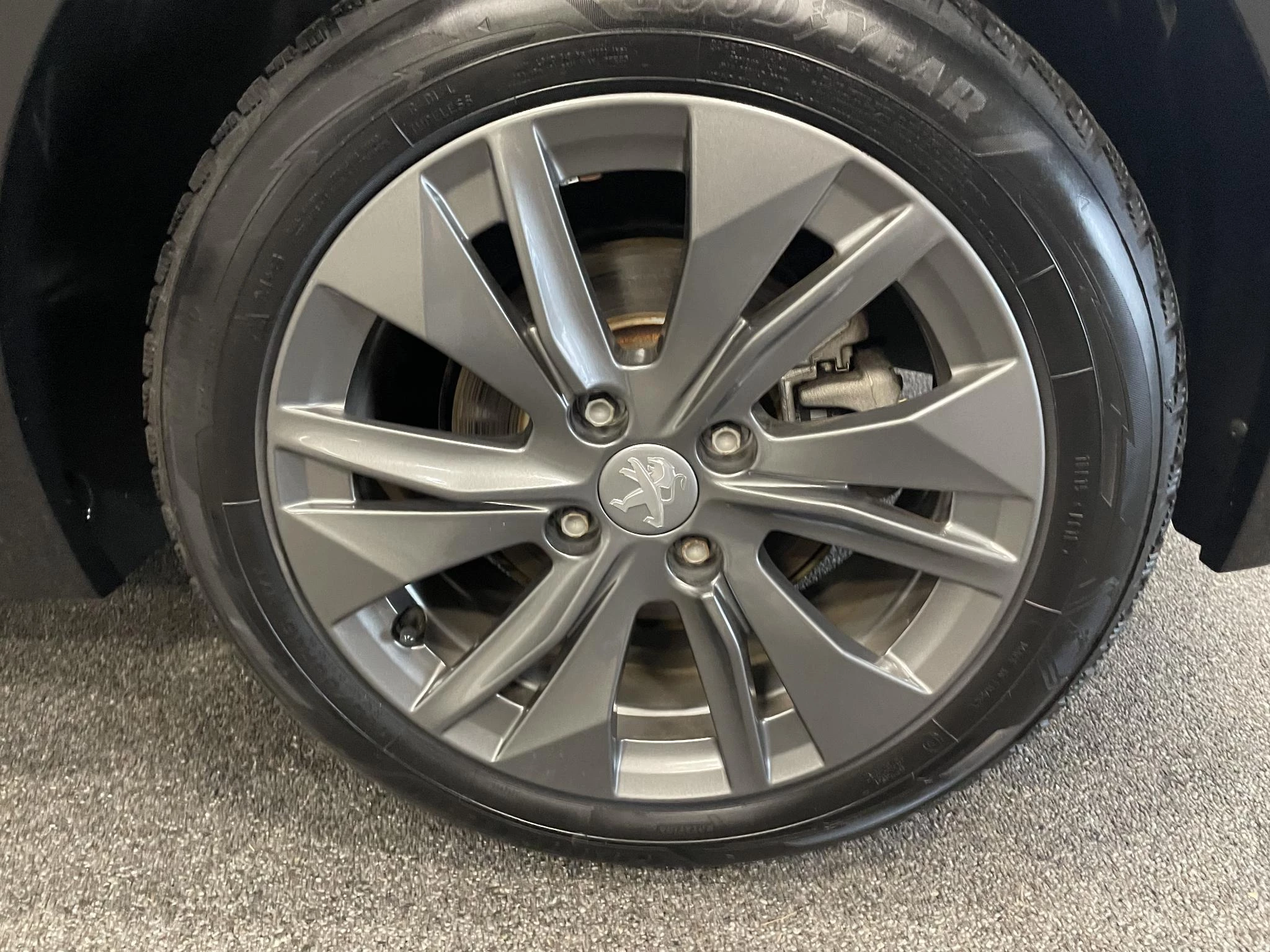 Hoofdafbeelding Peugeot e-208