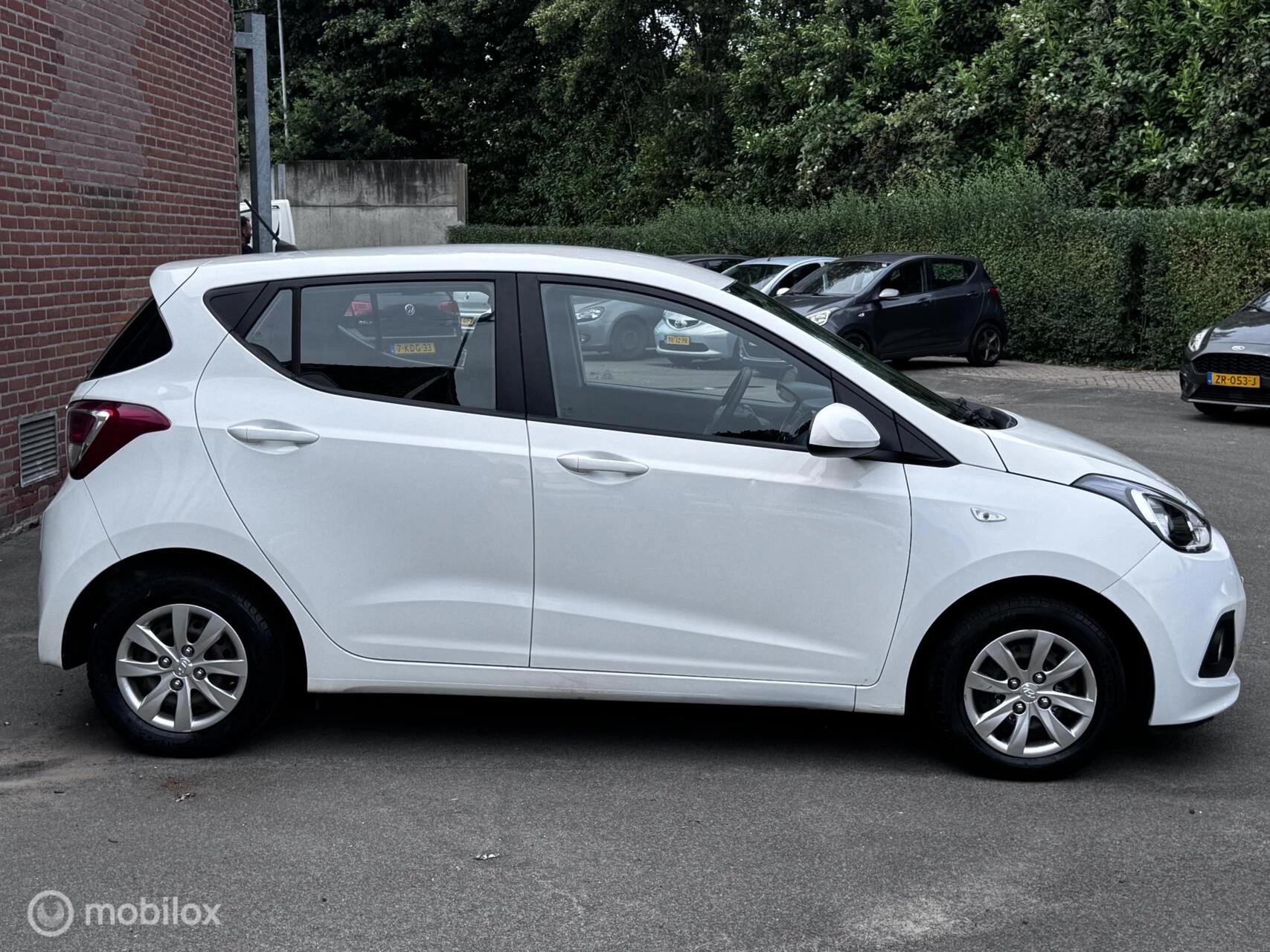 Hoofdafbeelding Hyundai i10
