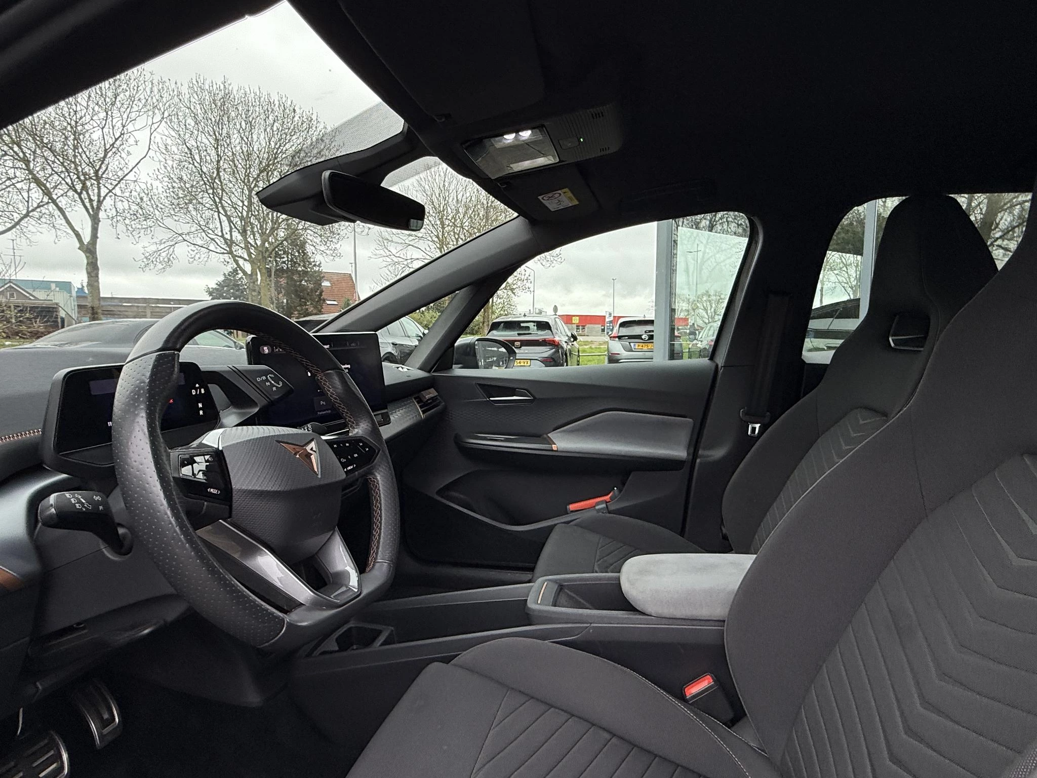 Hoofdafbeelding CUPRA Born