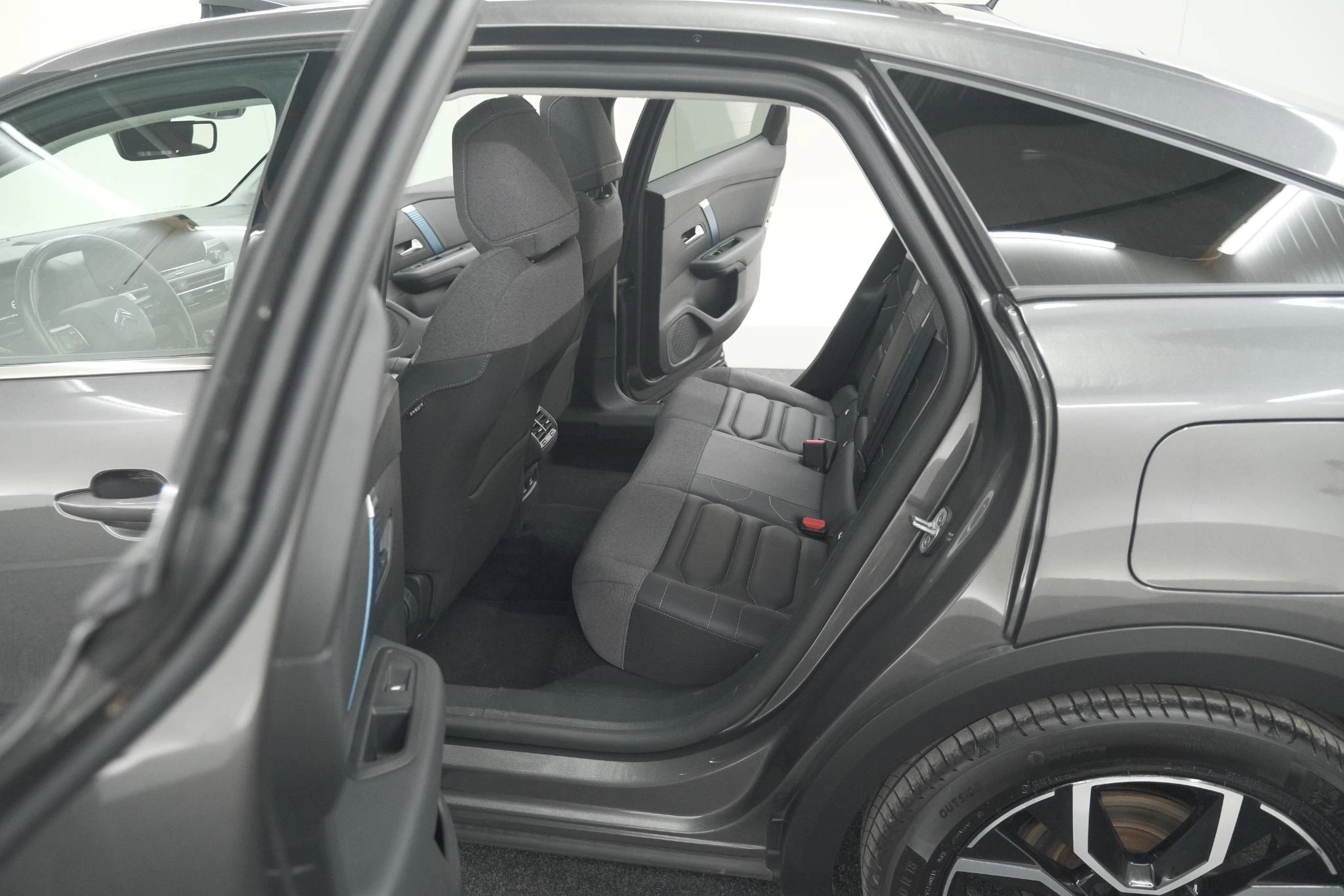 Hoofdafbeelding Citroën ë-C4
