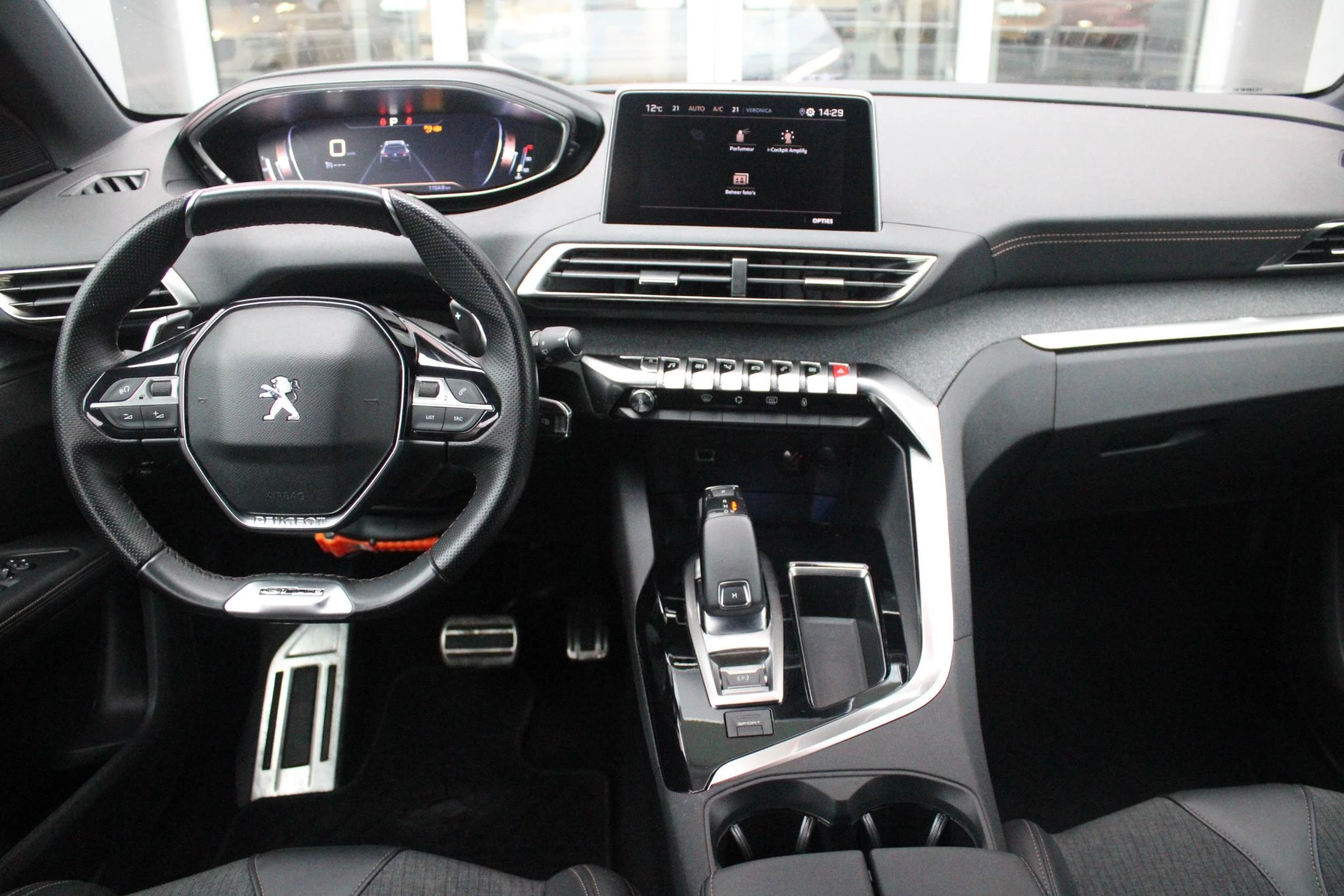 Hoofdafbeelding Peugeot 5008