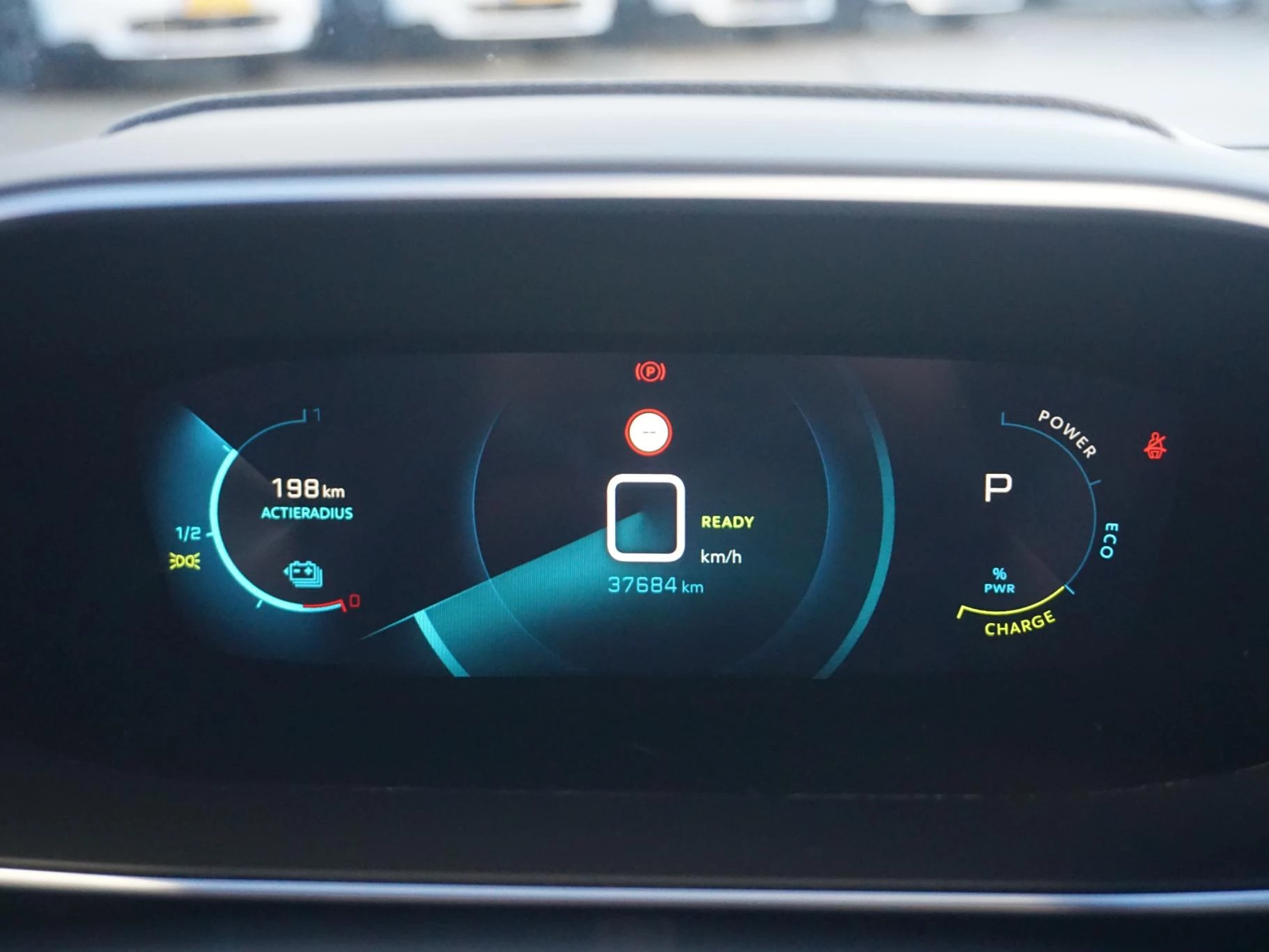 Hoofdafbeelding Peugeot e-208