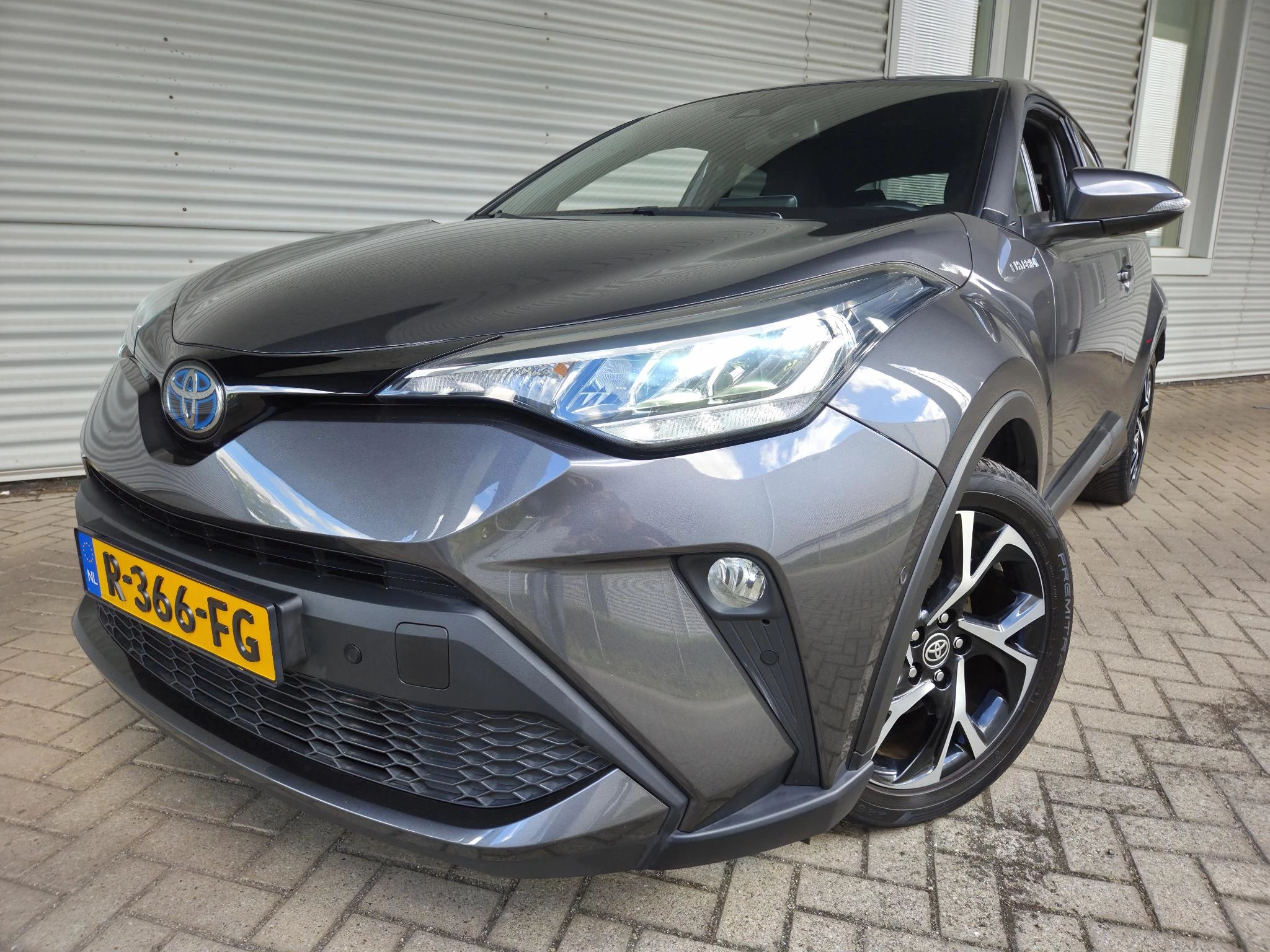 Hoofdafbeelding Toyota C-HR