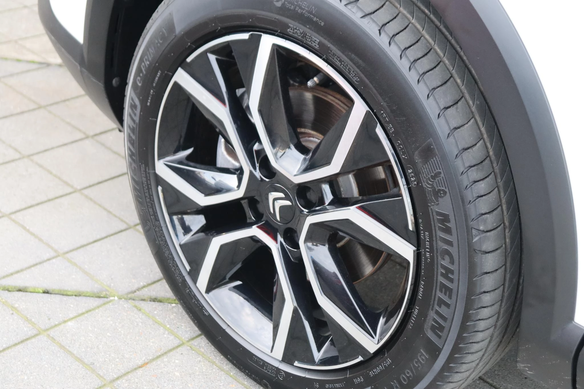 Hoofdafbeelding Citroën ë-C4