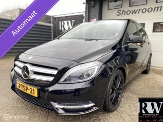 Hoofdafbeelding Mercedes-Benz B-Klasse Mercedes B-klasse 180 Prestige *AUTOMAAT*NAVI*CAMERA*CRUISE*