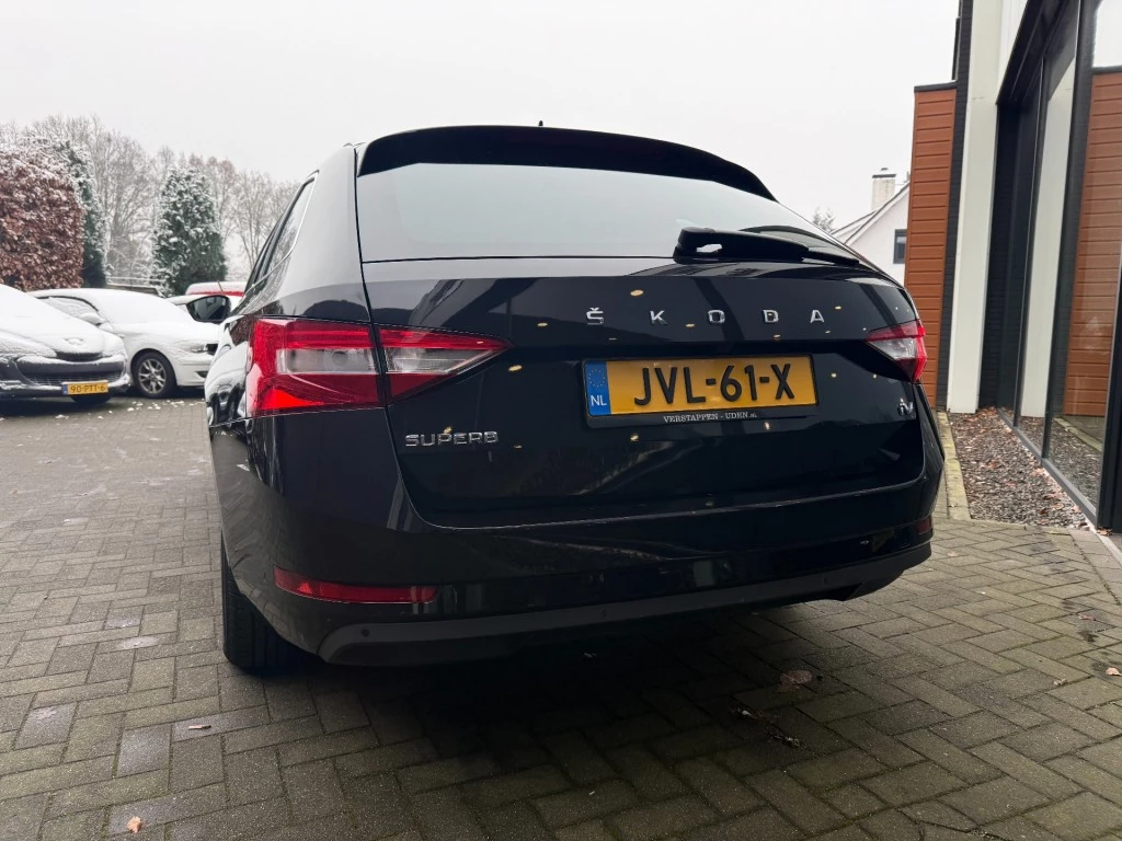 Hoofdafbeelding Škoda Superb