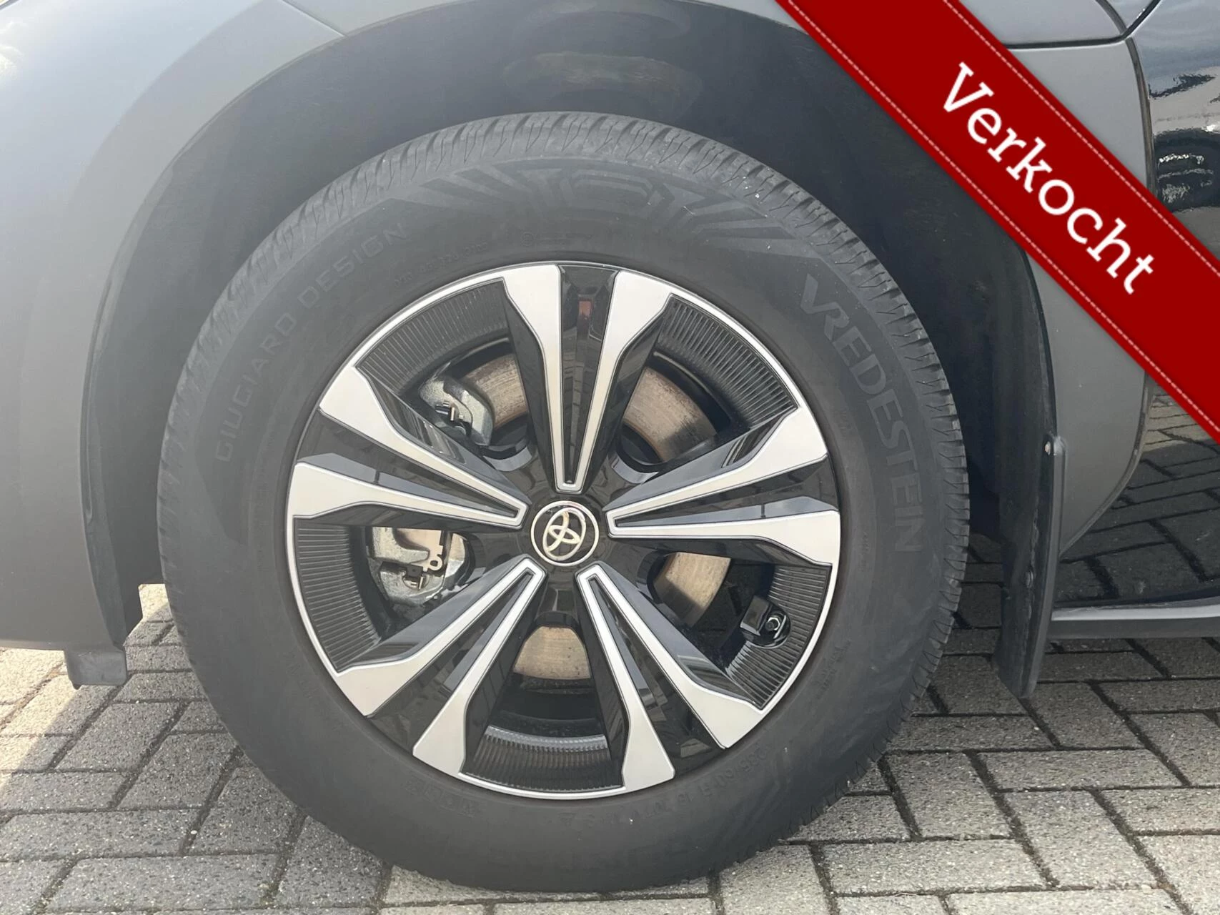 Hoofdafbeelding Toyota bZ4X