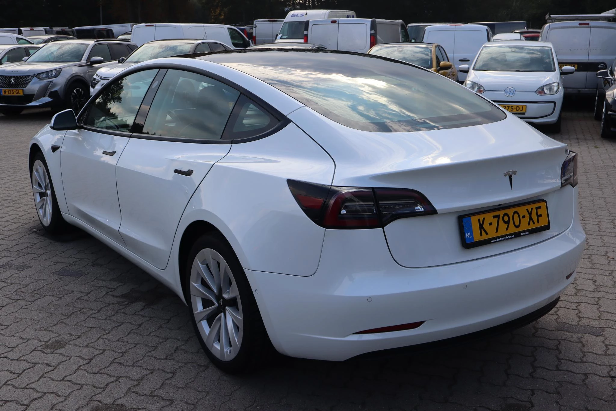 Hoofdafbeelding Tesla Model 3