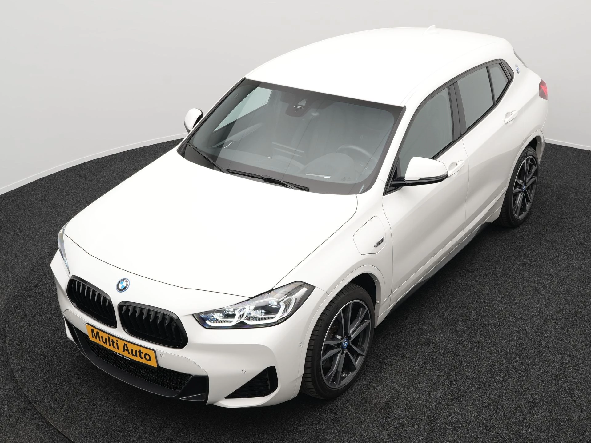 Hoofdafbeelding BMW X2