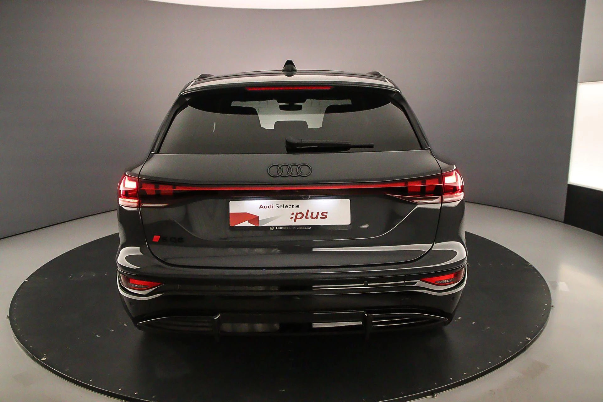 Hoofdafbeelding Audi SQ6