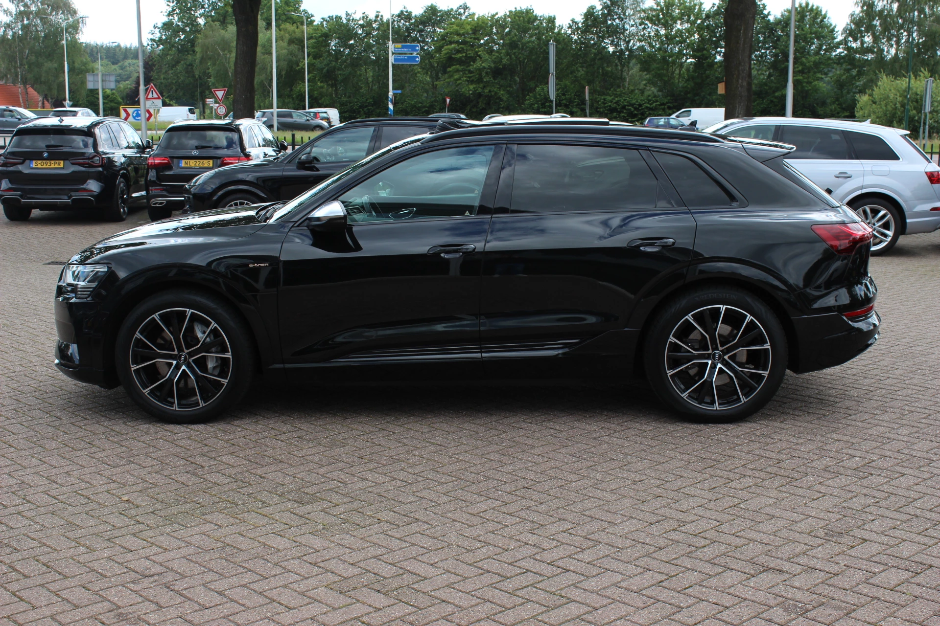 Hoofdafbeelding Audi e-tron