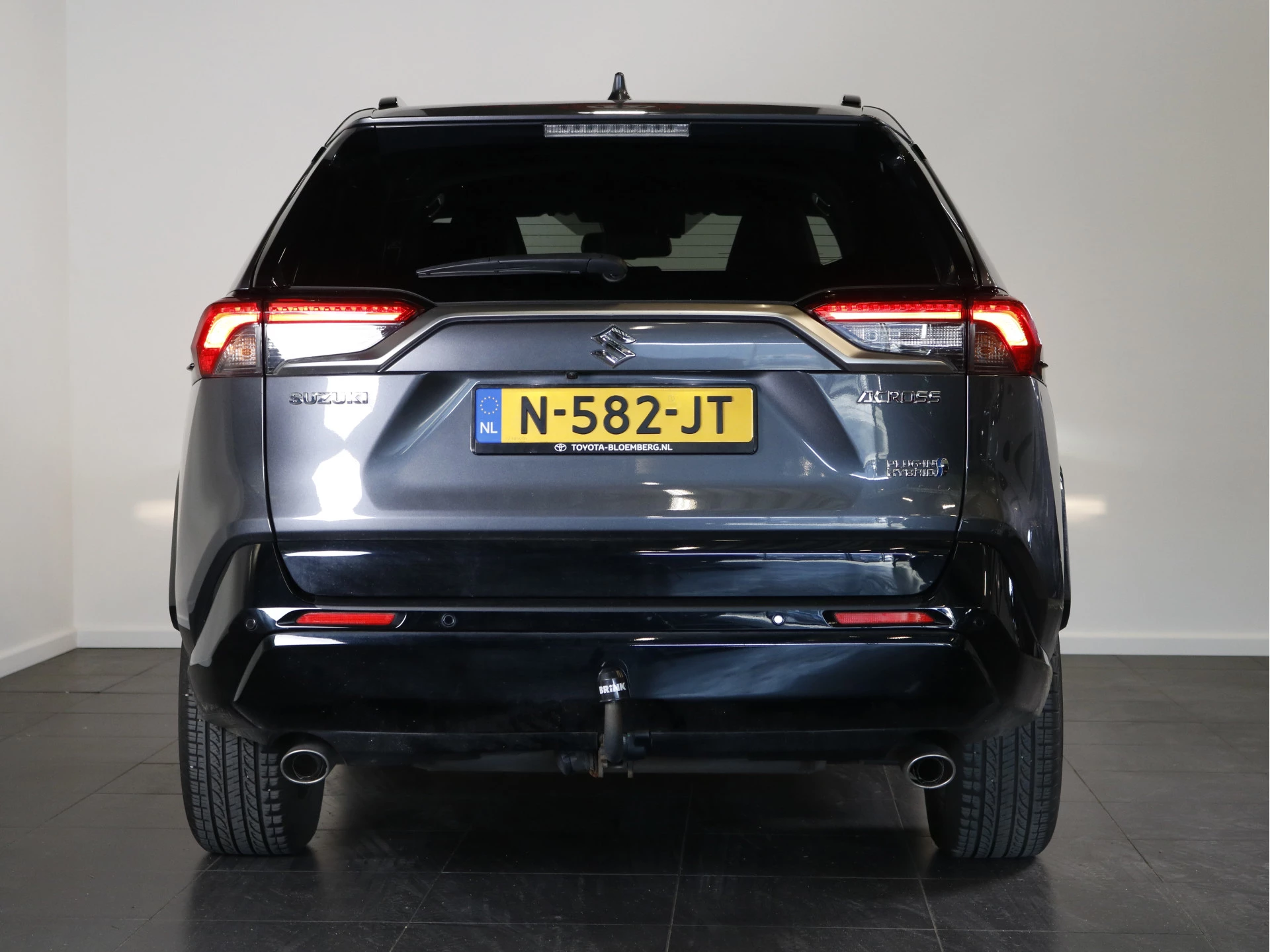 Hoofdafbeelding Suzuki Across