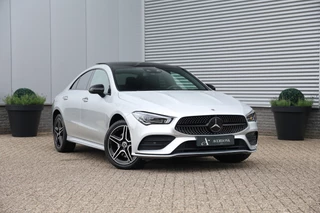 Hoofdafbeelding Mercedes-Benz CLA Mercedes-Benz CLA 250 e AMG Night Edition NAP|Pano|360cam|Head up|Sfeerv|Keyless