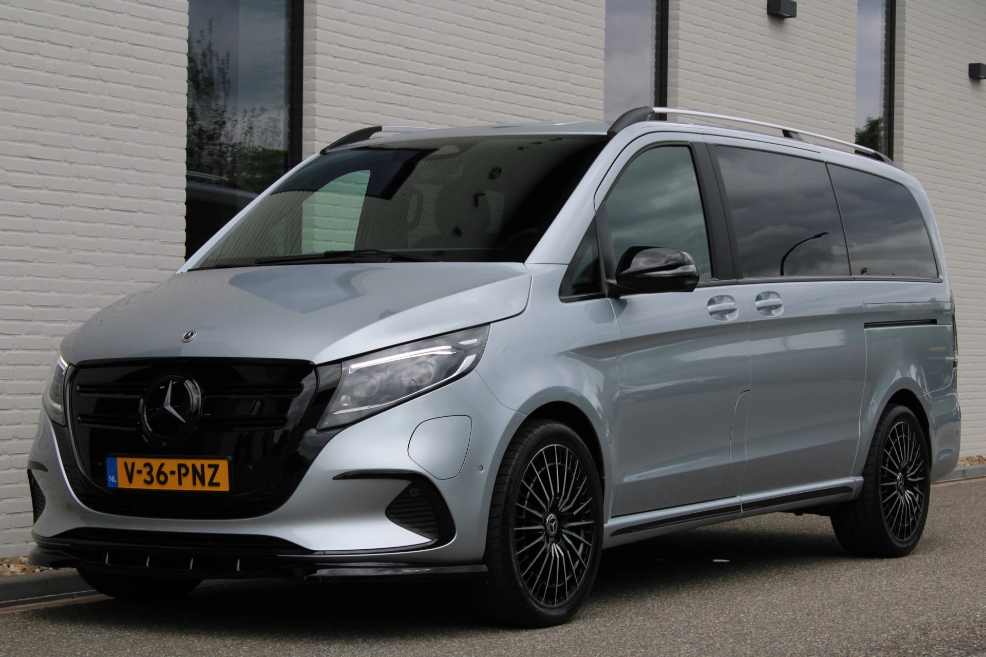 Hoofdafbeelding Mercedes-Benz EQV