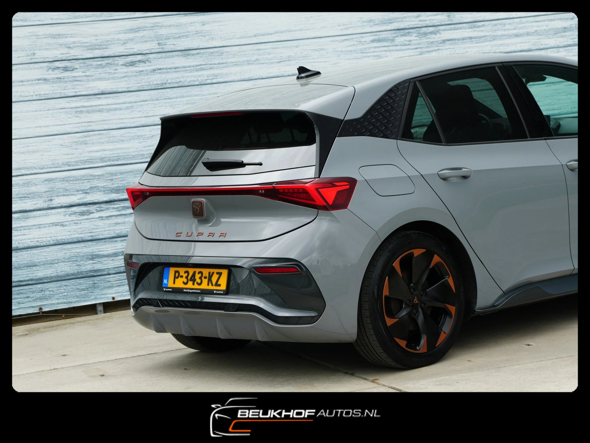 Hoofdafbeelding CUPRA Born