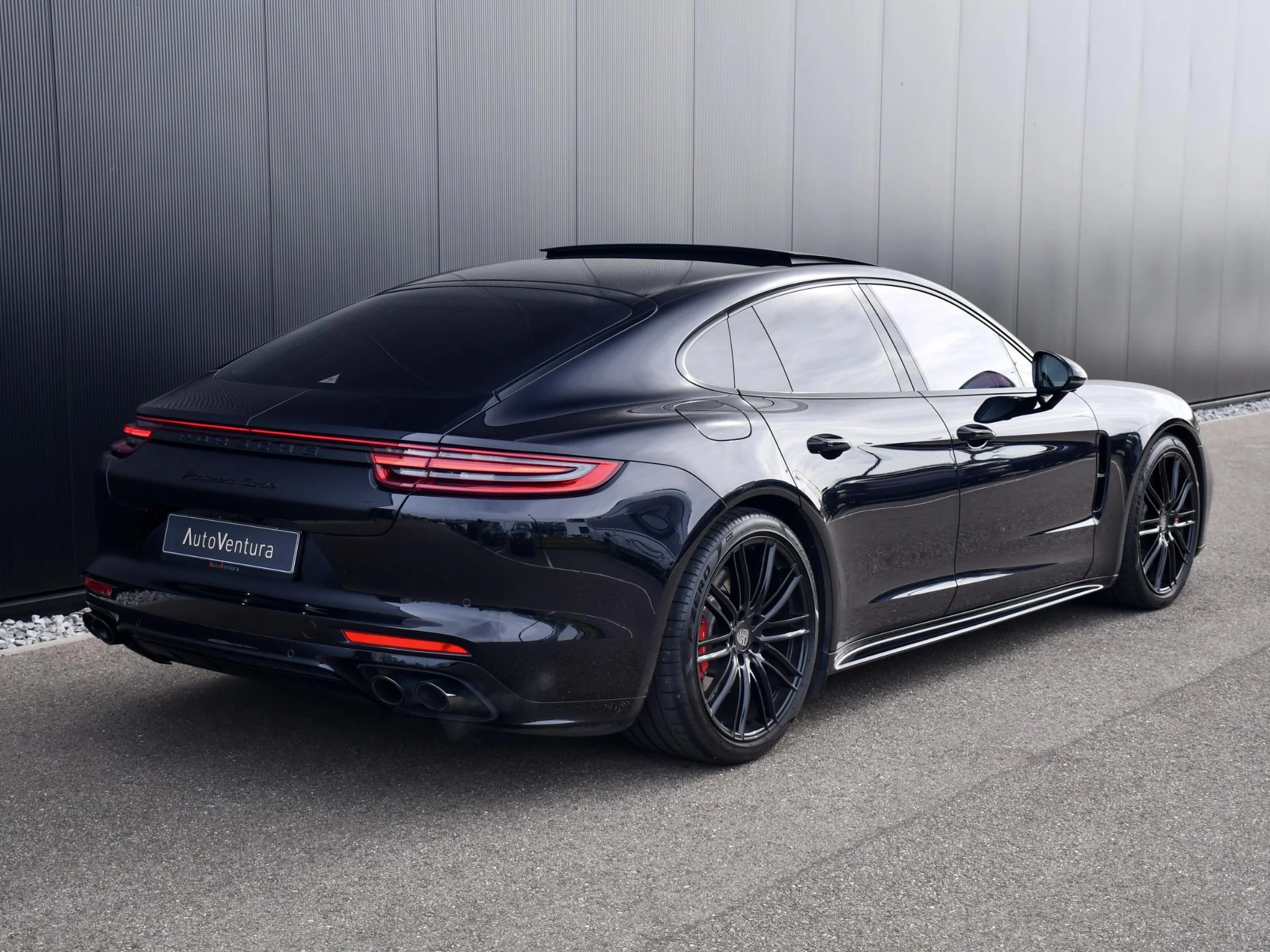 Hoofdafbeelding Porsche Panamera