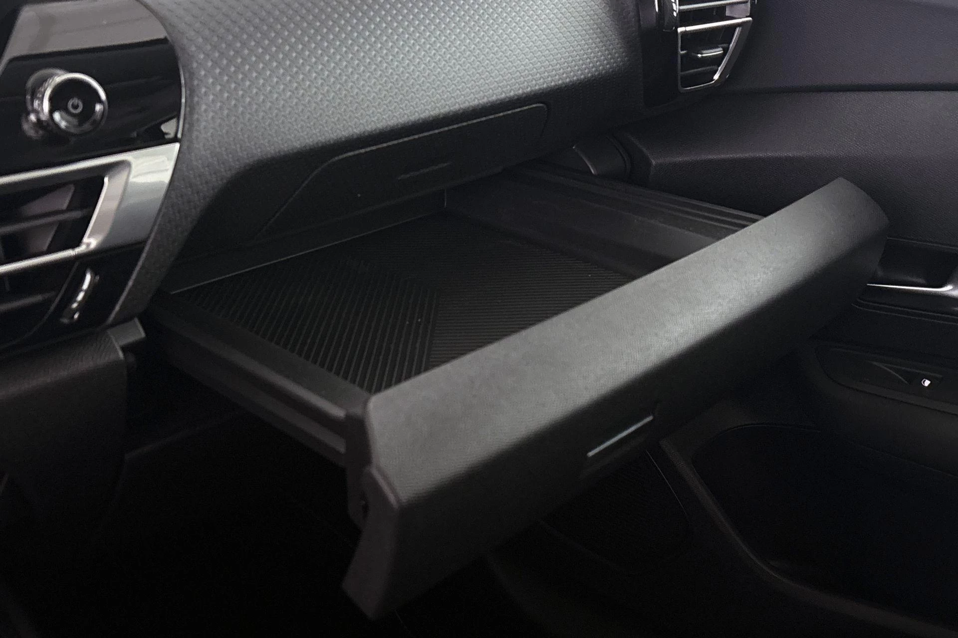 Hoofdafbeelding Citroën ë-C4