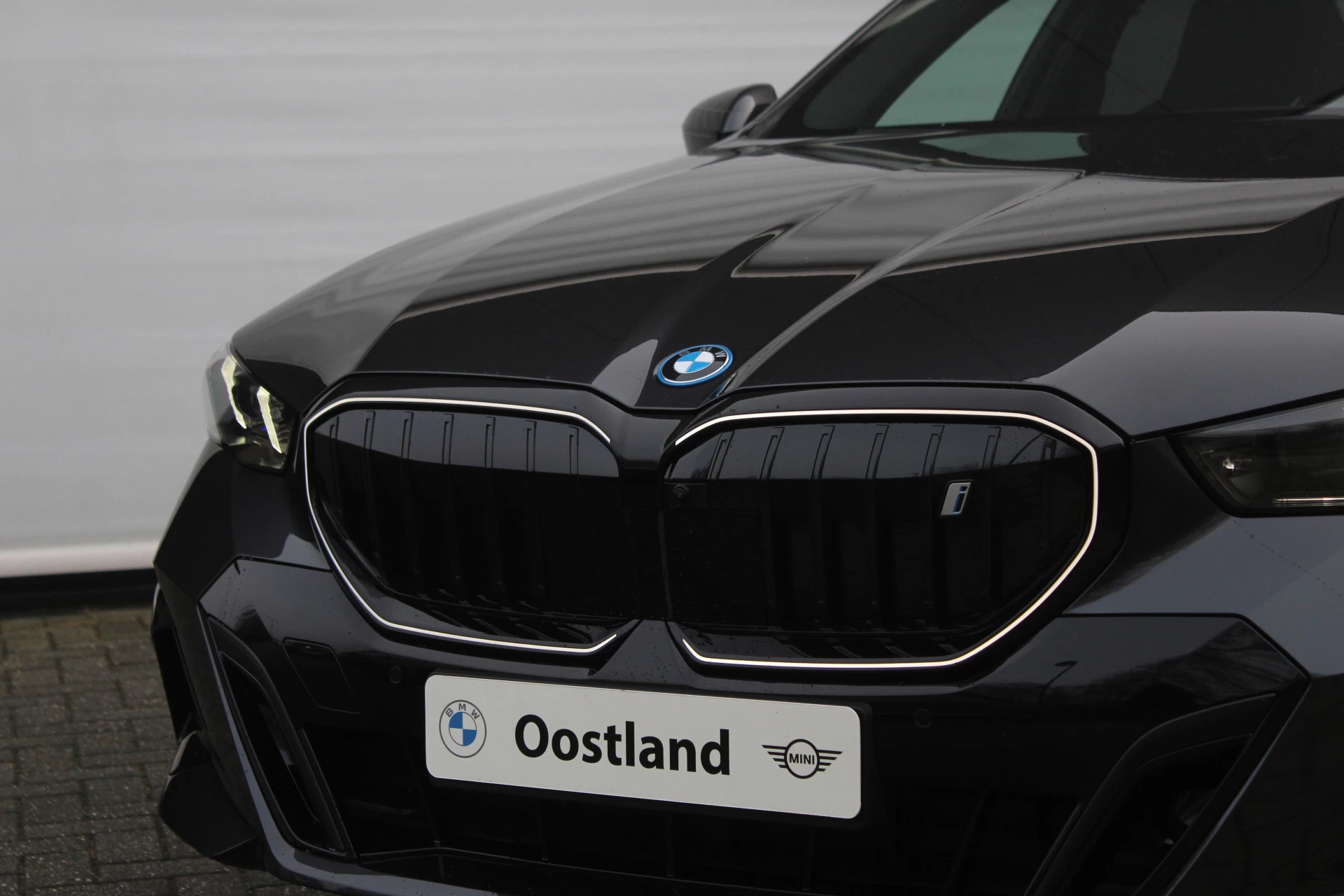 Hoofdafbeelding BMW i5