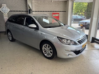 Peugeot 308 1.2 PURETECH STYLE / TREKHAAK / ECC / NAVI / CRUISE / DAB RADIO