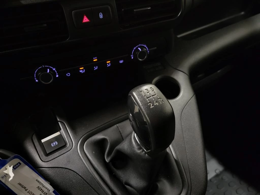 Hoofdafbeelding Peugeot Partner