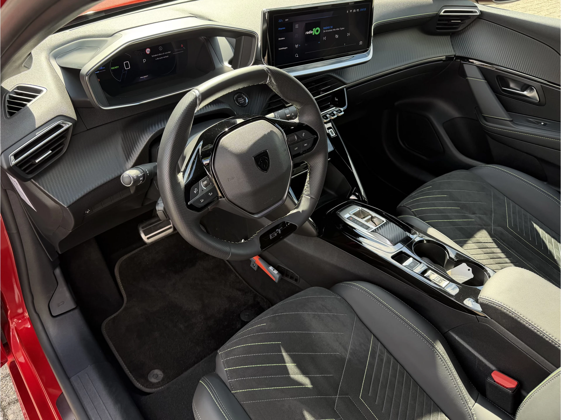 Hoofdafbeelding Peugeot e-208