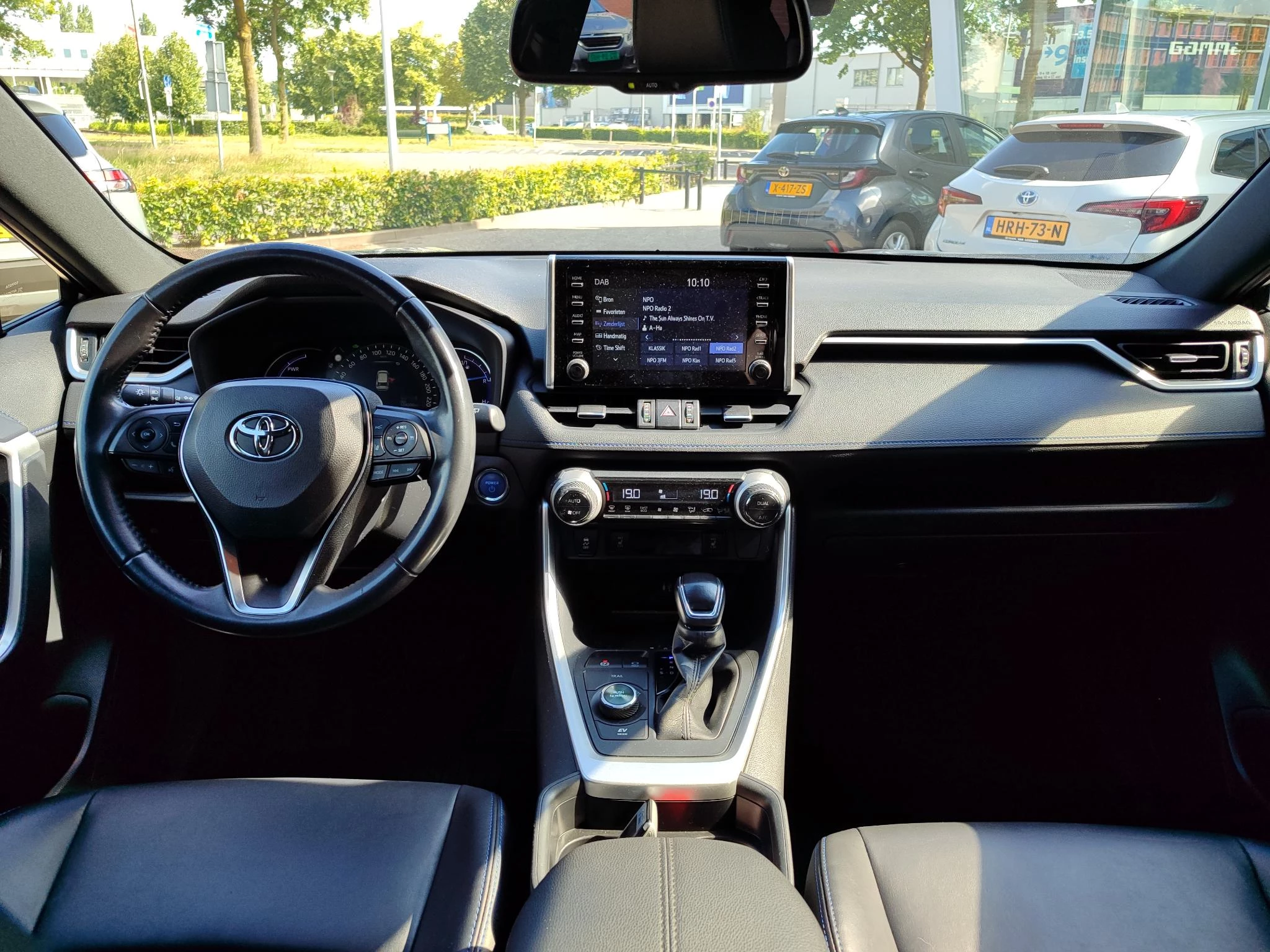 Hoofdafbeelding Toyota RAV4