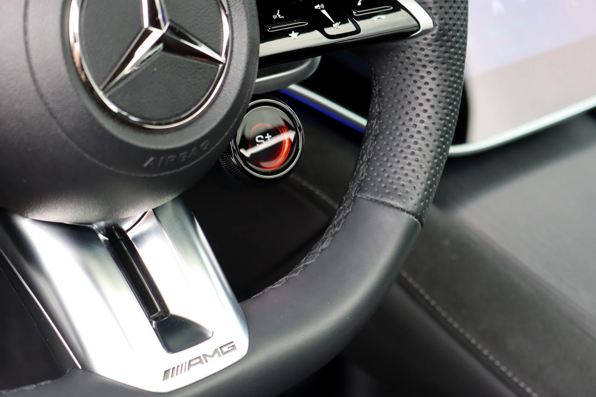 Hoofdafbeelding Mercedes-Benz EQE
