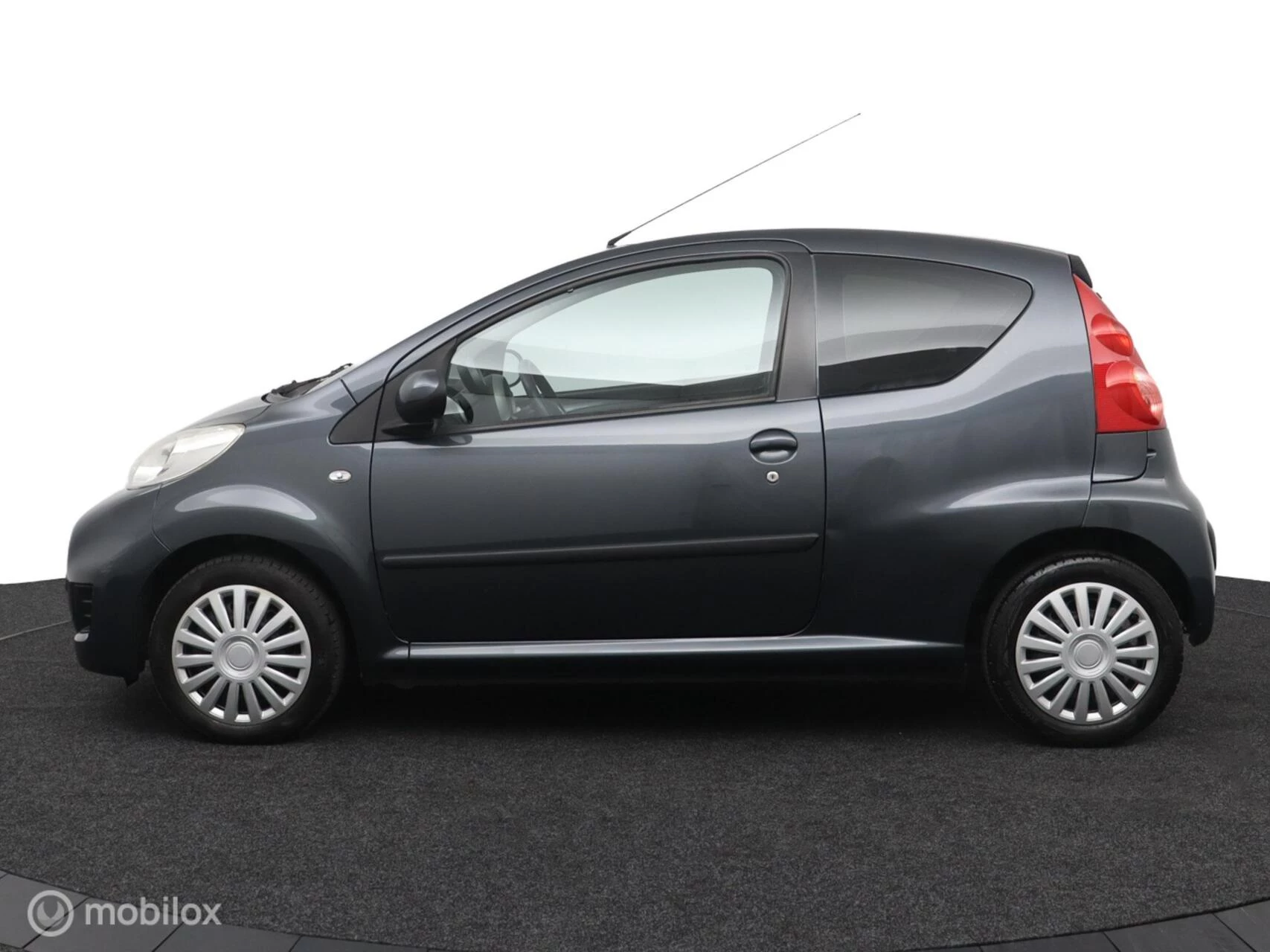 Hoofdafbeelding Peugeot 107