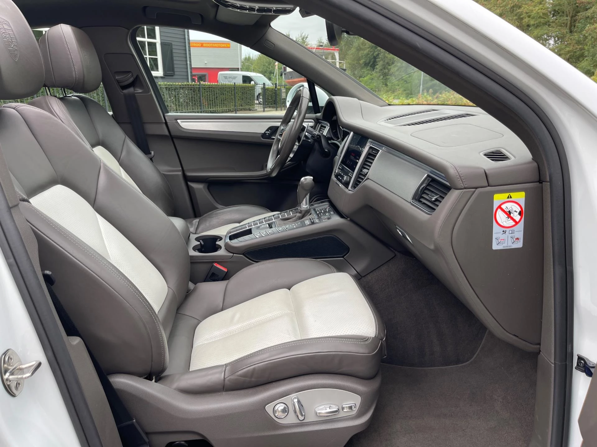 Hoofdafbeelding Porsche Macan