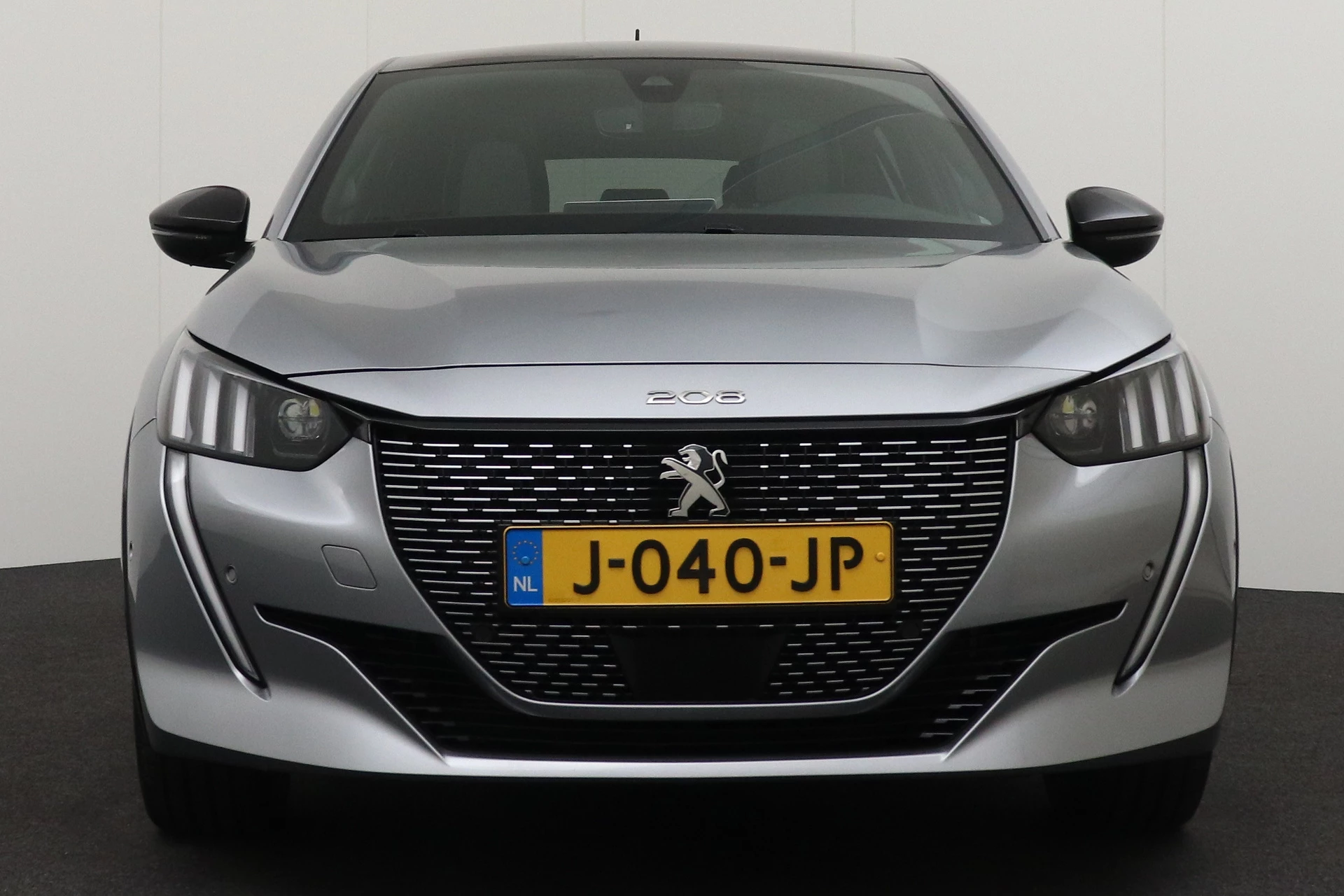 Hoofdafbeelding Peugeot e-208