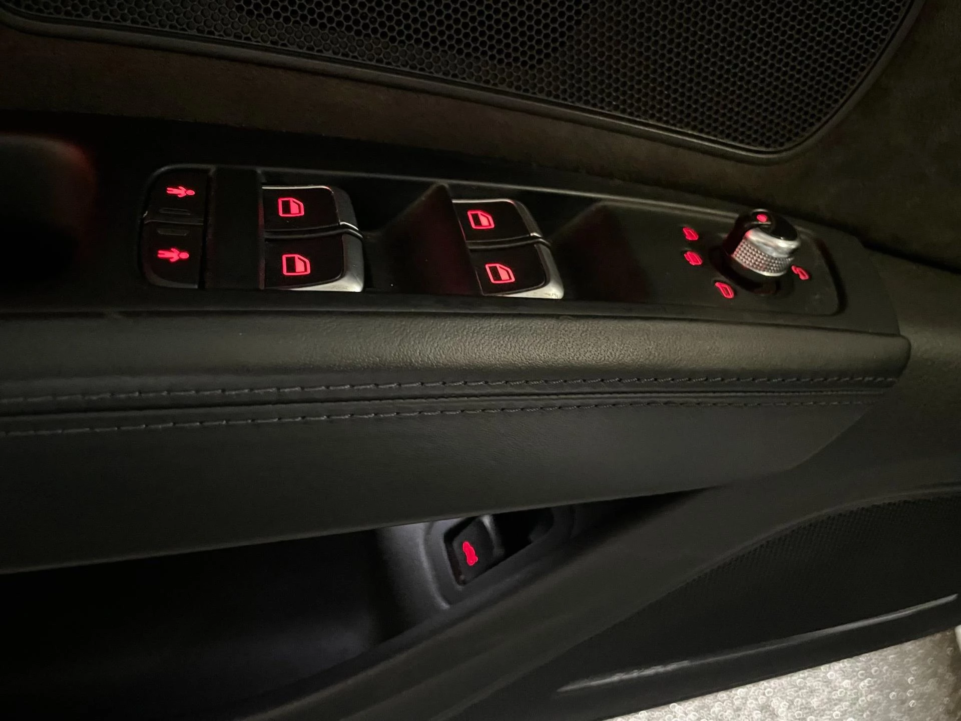 Hoofdafbeelding Audi A8