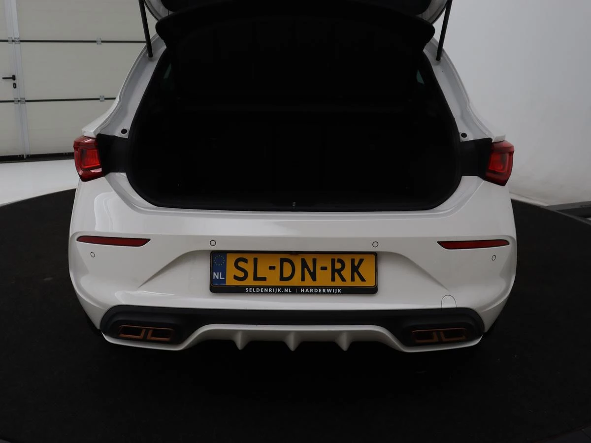 Hoofdafbeelding CUPRA Leon
