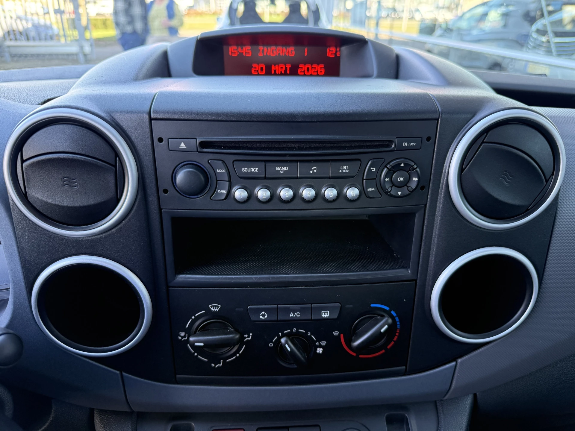 Hoofdafbeelding Peugeot Partner