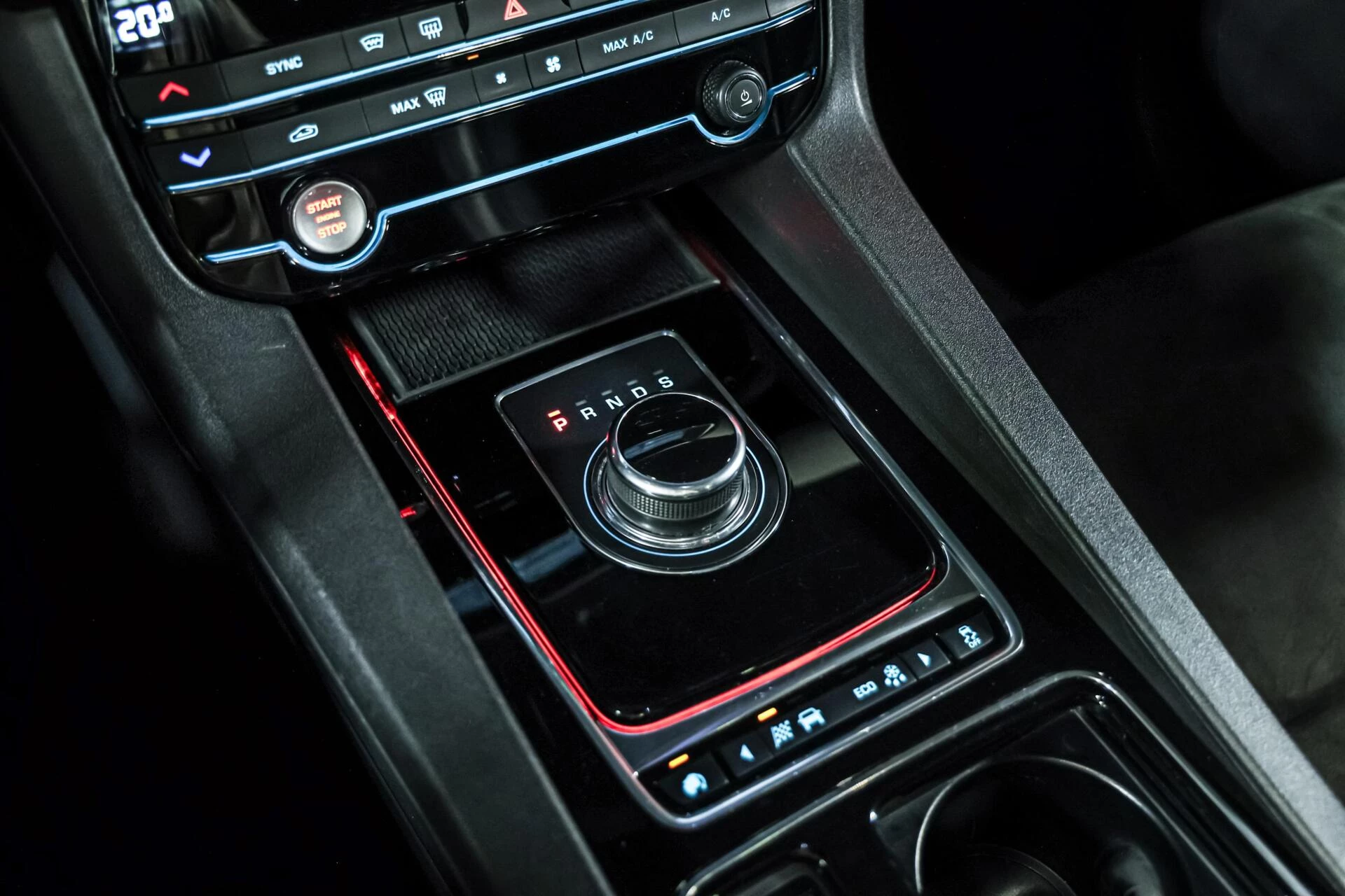 Hoofdafbeelding Jaguar F-PACE