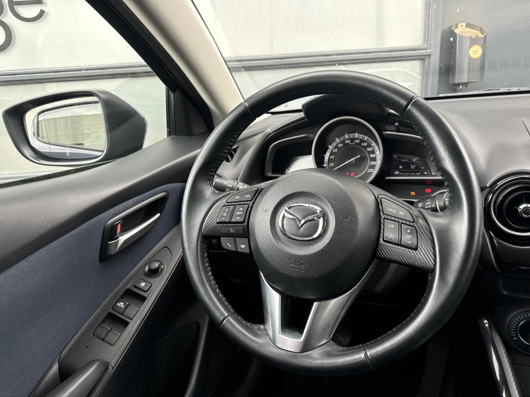 Hoofdafbeelding Mazda 2