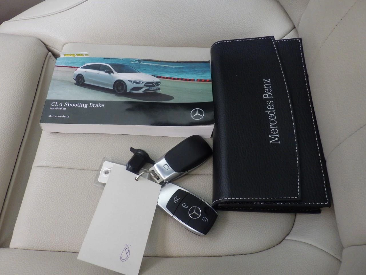 Hoofdafbeelding Mercedes-Benz CLA