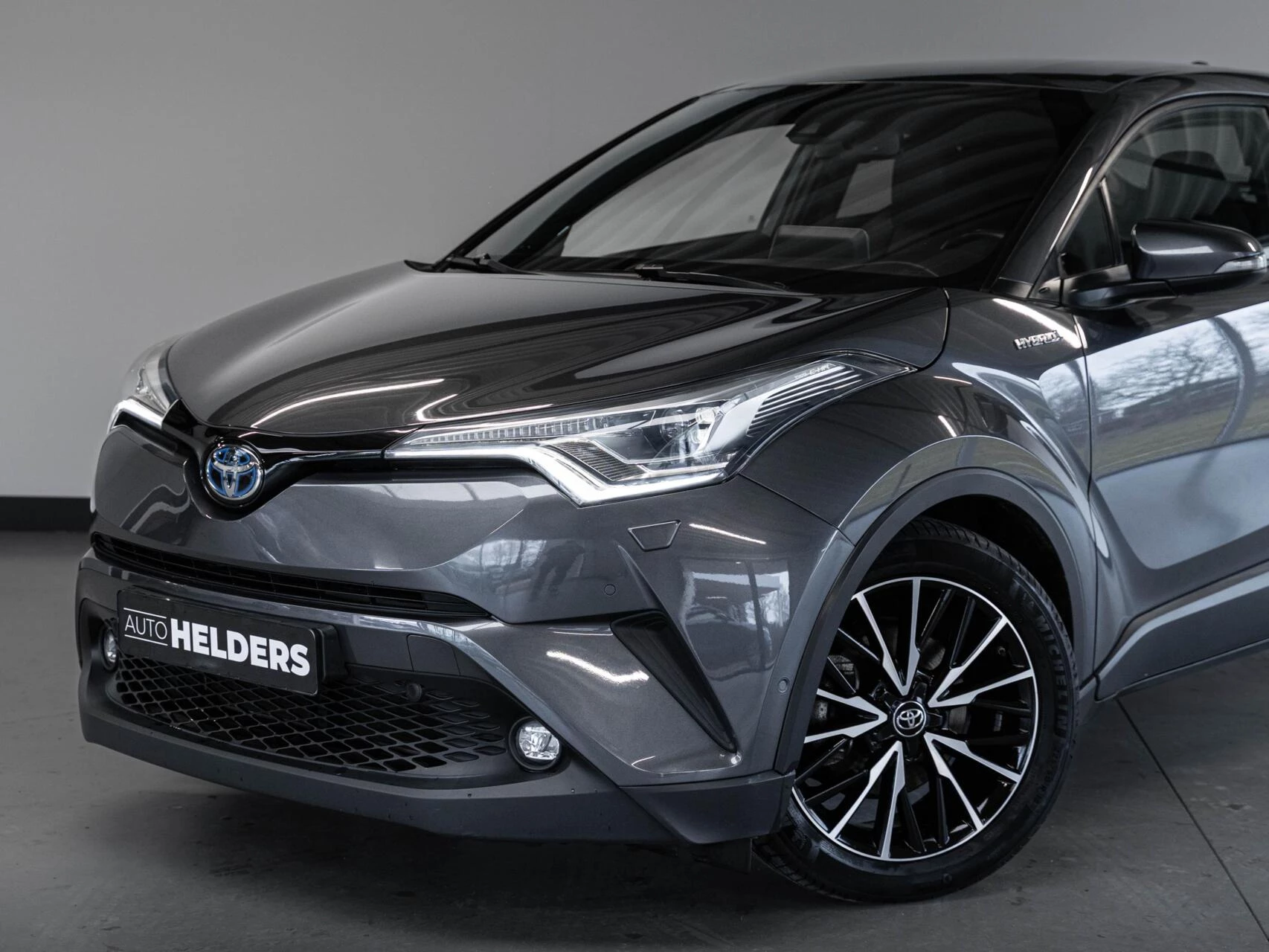 Hoofdafbeelding Toyota C-HR