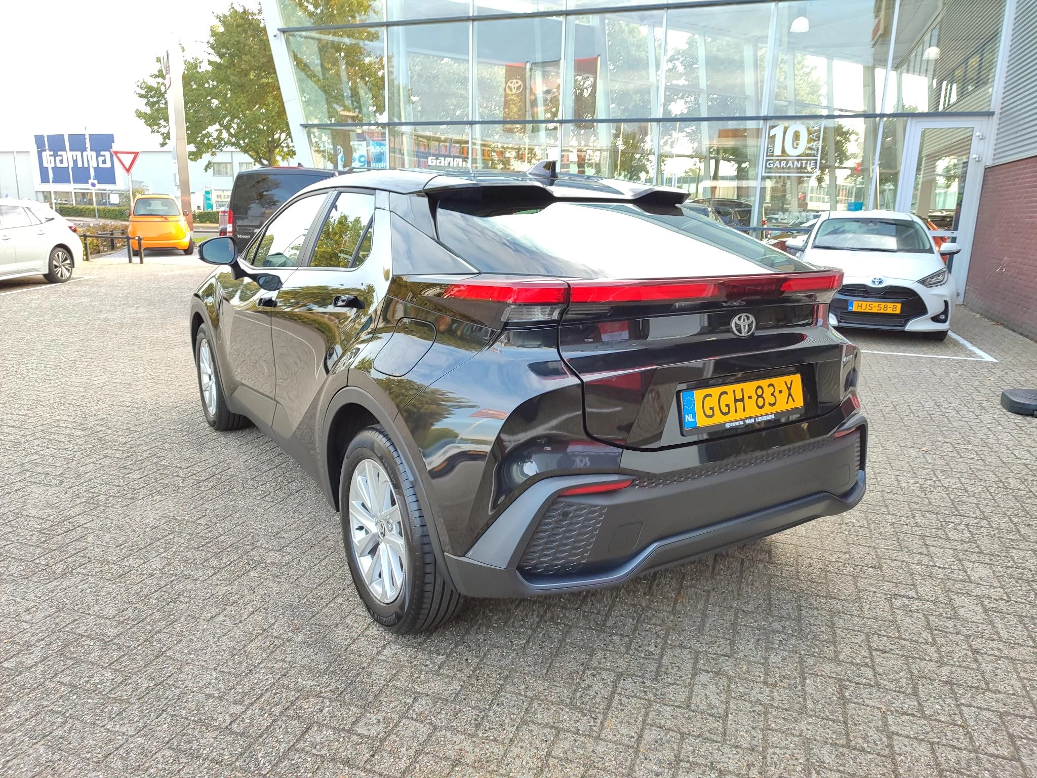 Hoofdafbeelding Toyota C-HR
