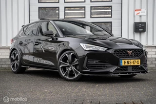 Hoofdafbeelding CUPRA Leon CUPRA Leon VZ 2.0 TSI 300PK MAXTON PANO SFEER BEATS EDITION