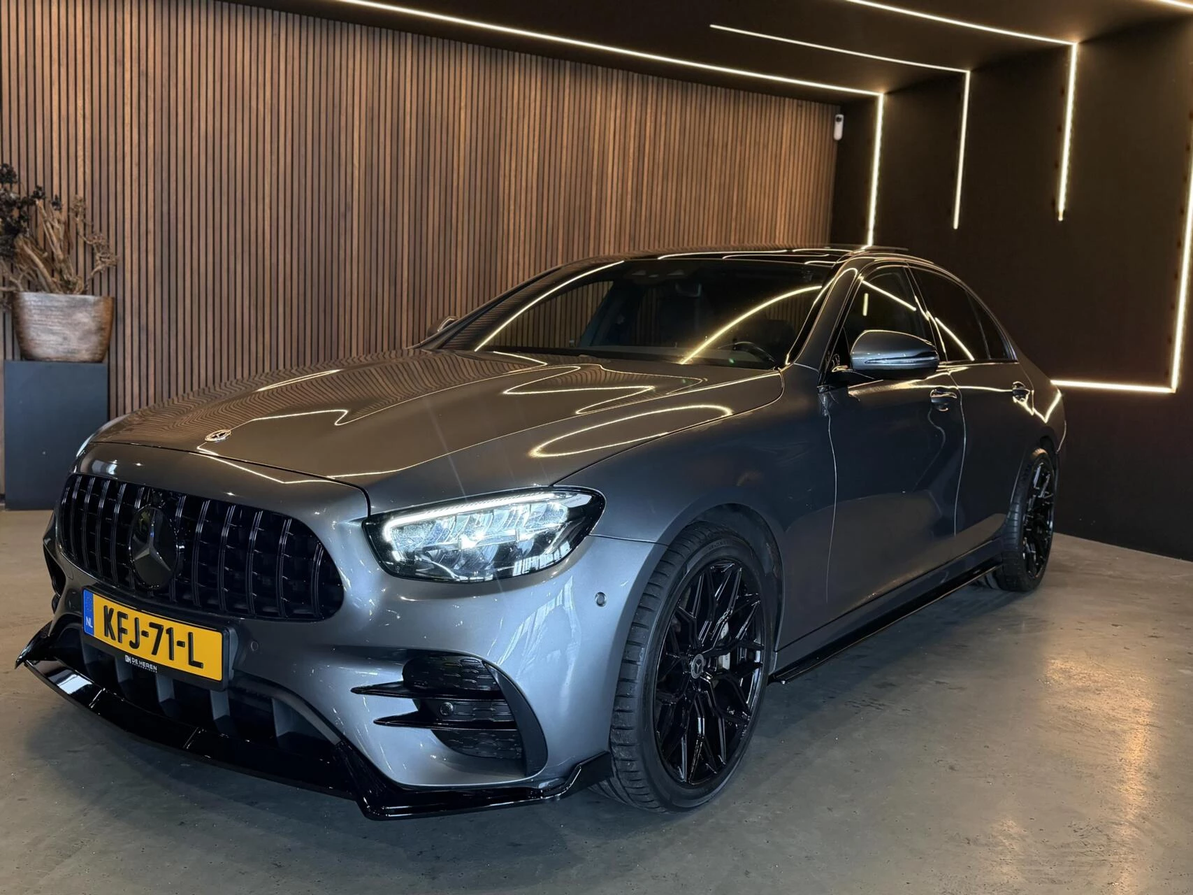 Hoofdafbeelding Mercedes-Benz E-Klasse